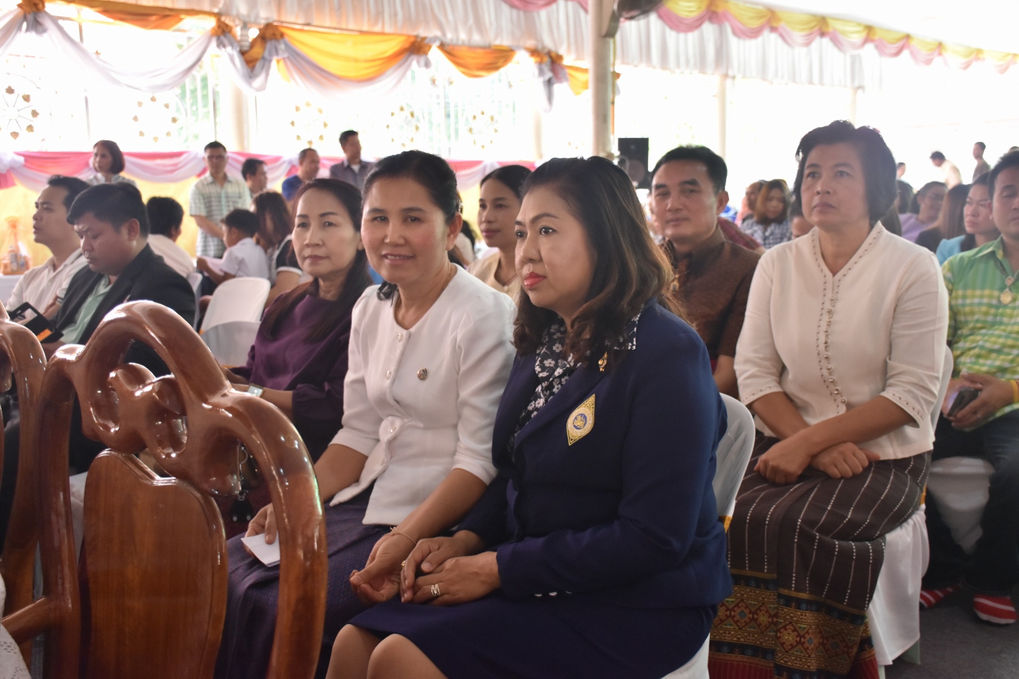 พิธีทอดผ้าป่ามหากุศลสมทบกองทุนพัฒนาเด็กชนบท ในพระราชูปถัมภ์สมเด็จพระเทพรัตนราชสุดาฯ สยามบรมราชกุมารี ประจำปี 2561 จังหวัดมหาสารคาม
