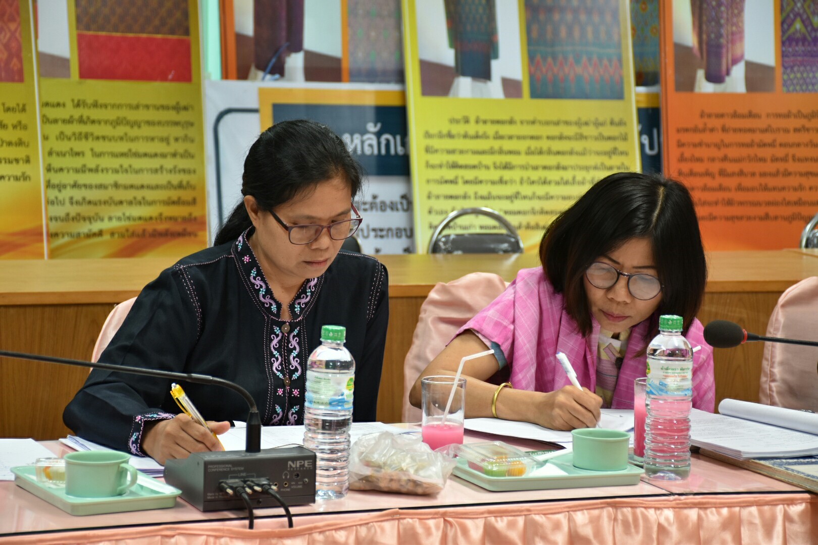 24 พฤษภาคม 2561 การคัดเลือกข้าราชการและลูกจ้างประจำดีเด่น บุคคลต้นแบบการส่งเสริมค่านิยมองค์การ นักประชาสัมพันธ์ดีเด่น การประเมินโครงการใสสะอาด และคัดเลือกหมู่บ้านสารสนเทศเพื่อการพัฒนาคุณภาพชีวิต ประจำปี 2561