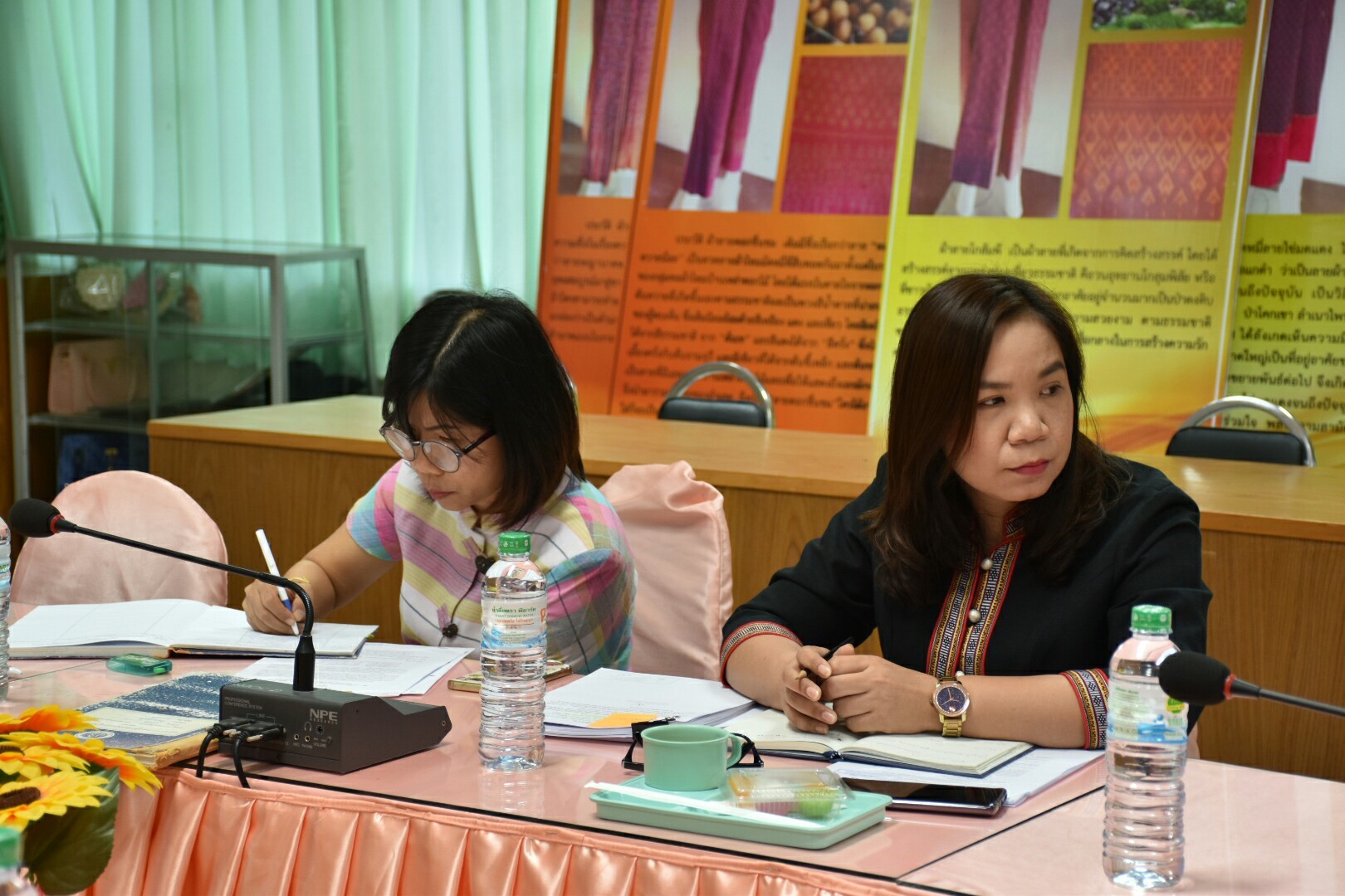 24 พฤษภาคม 2561 การคัดเลือกข้าราชการและลูกจ้างประจำดีเด่น บุคคลต้นแบบการส่งเสริมค่านิยมองค์การ นักประชาสัมพันธ์ดีเด่น การประเมินโครงการใสสะอาด และคัดเลือกหมู่บ้านสารสนเทศเพื่อการพัฒนาคุณภาพชีวิต ประจำปี 2561
