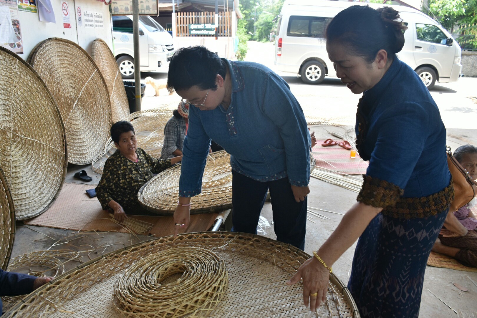 25 พฤษภาคม 2561 การตรวจเยี่ยมการดำเนินงานสารสนเทศตำบลต้นแบบเพื่อการพัฒนาคุณภาพชีวิต ตำบลหนองทุ่ม อ.วาปีปทุม และหมู่บ้านสารสนเทศต้นแบบเพื่อการพัฒนาคุณภาพชีวิต บ้านหนองเผือก หมู่ที่ 3 ตำบลหนองทุ่ม อำเภอวาปีปทุม