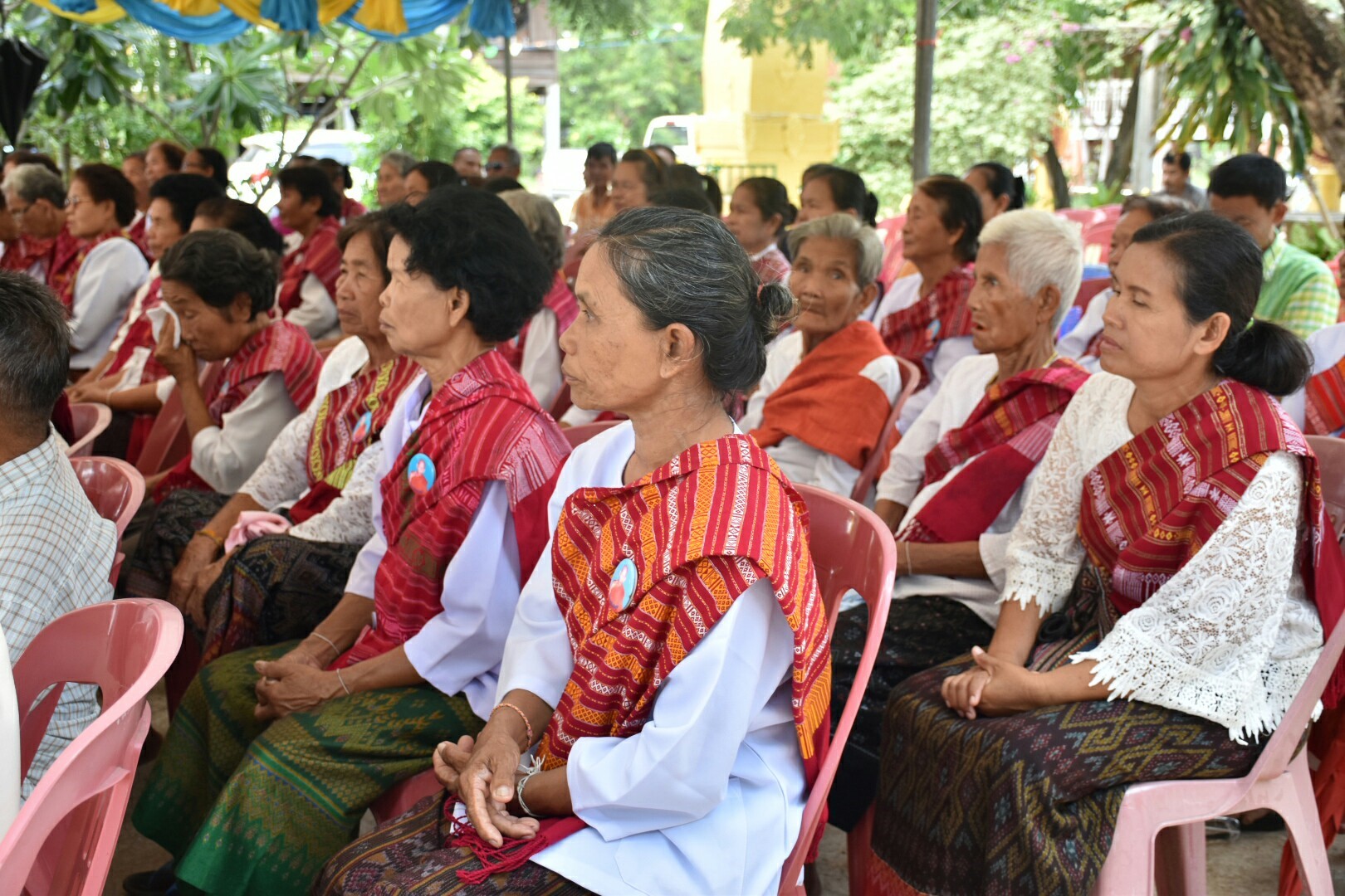 25 พฤษภาคม 2561 การตรวจเยี่ยมการดำเนินงานสารสนเทศตำบลต้นแบบเพื่อการพัฒนาคุณภาพชีวิต ตำบลหนองทุ่ม อ.วาปีปทุม และหมู่บ้านสารสนเทศต้นแบบเพื่อการพัฒนาคุณภาพชีวิต บ้านหนองเผือก หมู่ที่ 3 ตำบลหนองทุ่ม อำเภอวาปีปทุม
