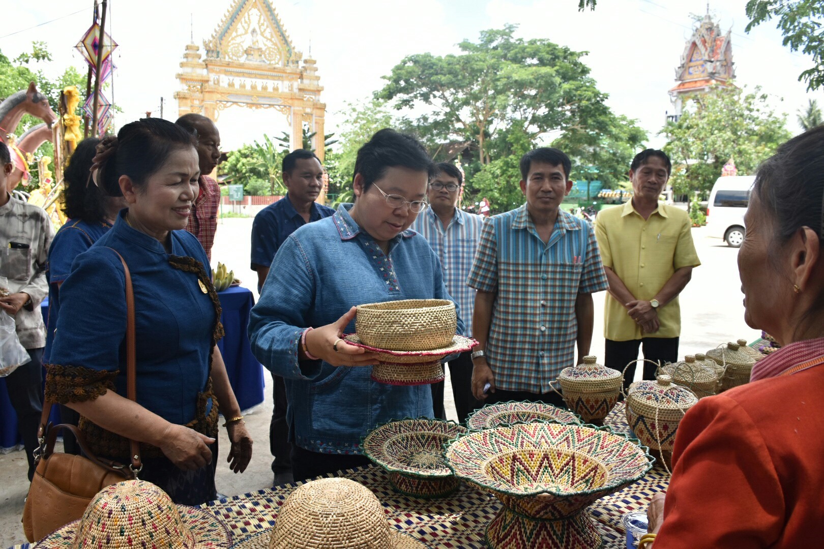 25 พฤษภาคม 2561 การตรวจเยี่ยมการดำเนินงานสารสนเทศตำบลต้นแบบเพื่อการพัฒนาคุณภาพชีวิต ตำบลหนองทุ่ม อ.วาปีปทุม และหมู่บ้านสารสนเทศต้นแบบเพื่อการพัฒนาคุณภาพชีวิต บ้านหนองเผือก หมู่ที่ 3 ตำบลหนองทุ่ม อำเภอวาปีปทุม