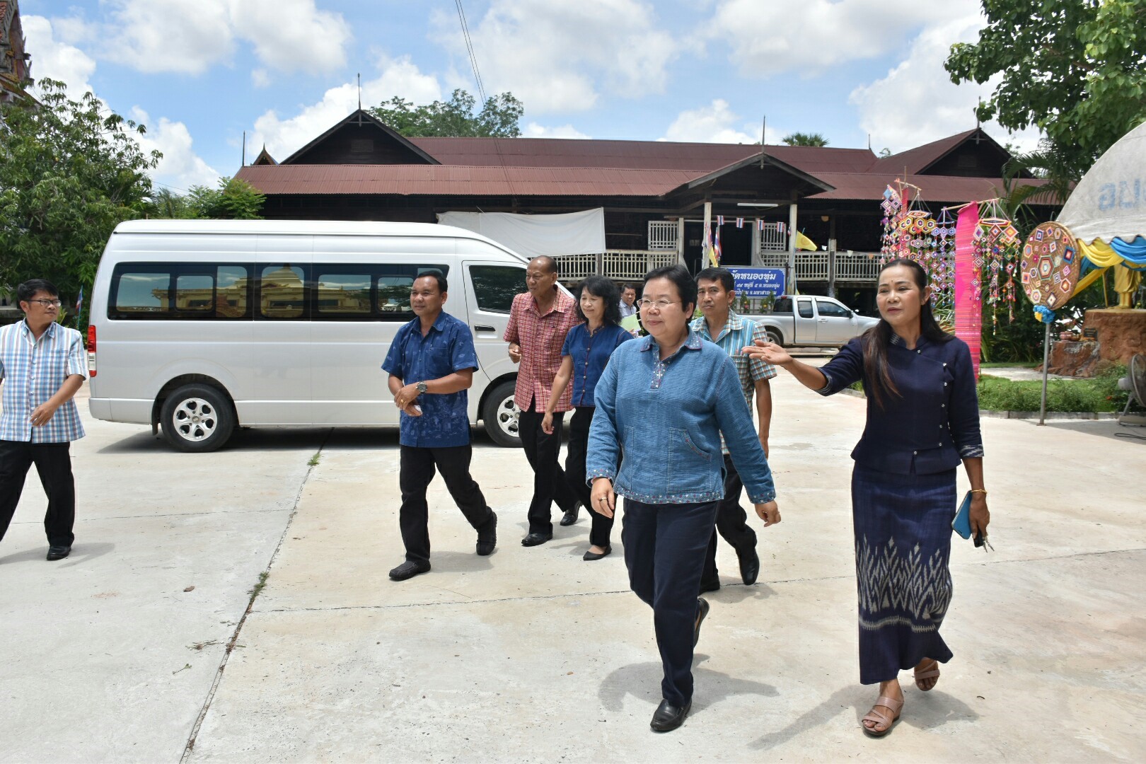25 พฤษภาคม 2561 การตรวจเยี่ยมการดำเนินงานสารสนเทศตำบลต้นแบบเพื่อการพัฒนาคุณภาพชีวิต ตำบลหนองทุ่ม อ.วาปีปทุม และหมู่บ้านสารสนเทศต้นแบบเพื่อการพัฒนาคุณภาพชีวิต บ้านหนองเผือก หมู่ที่ 3 ตำบลหนองทุ่ม อำเภอวาปีปทุม