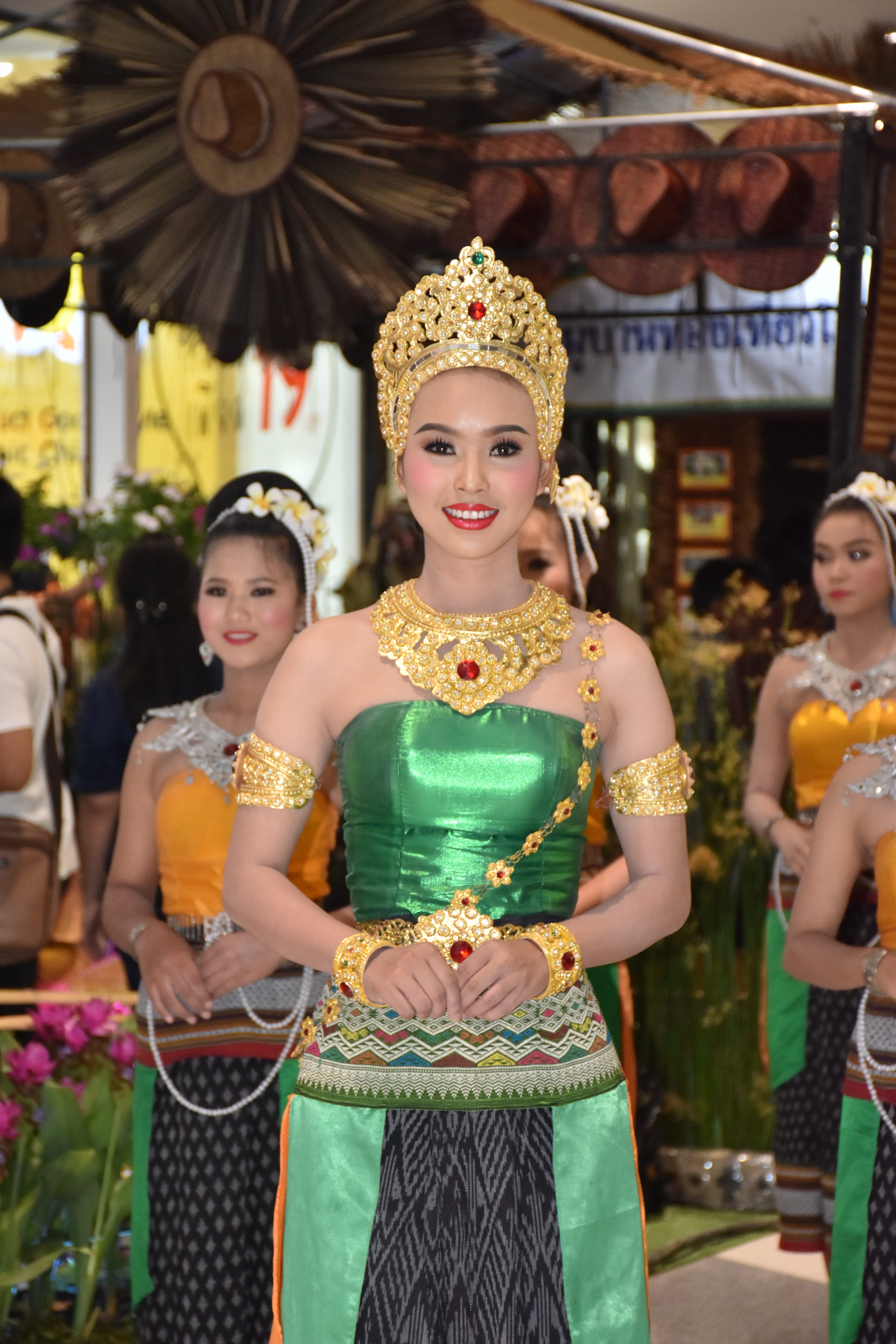 22 มิถุนายน 2561 พิธีเปิดงานการจัดแสดงนิทรรศการและผลงานหมู่บ้านท่องเที่ยวโดยชุมชน “กิจกรรมส่งเสริมช่องทางการตลาดระดับจังหวัด ” ตามโครงการยกระดับการท่องเที่ยวทางวัฒนธรรมครบวงจร