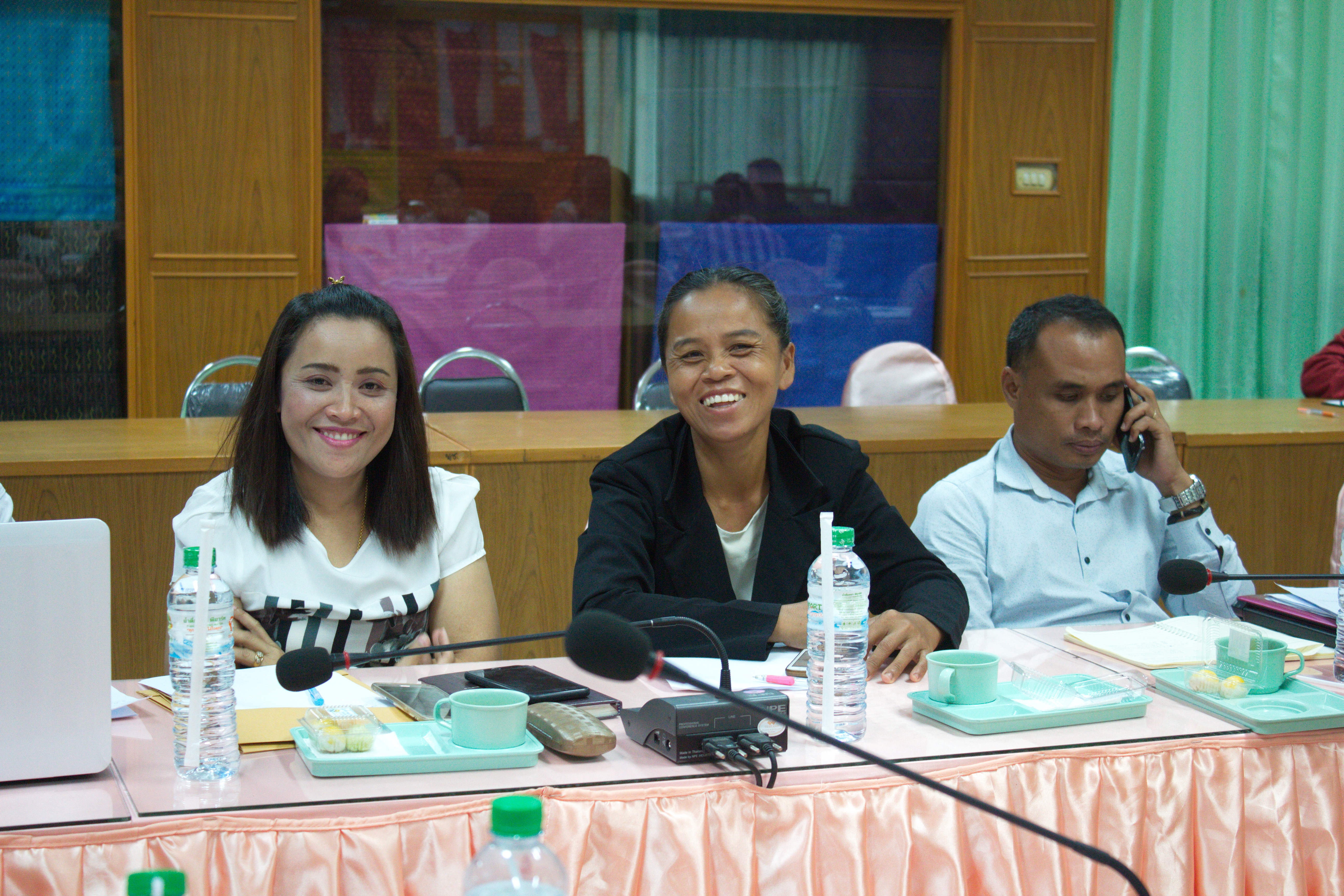 9 พฤษภาคม 2561 การประชุมการพิจารณาคัดเลือกผู้ผลิตผู้ประกอบการ OTOP เข้าร่วมจำหน่ายในงาน OTOP Midyear ปี 2018