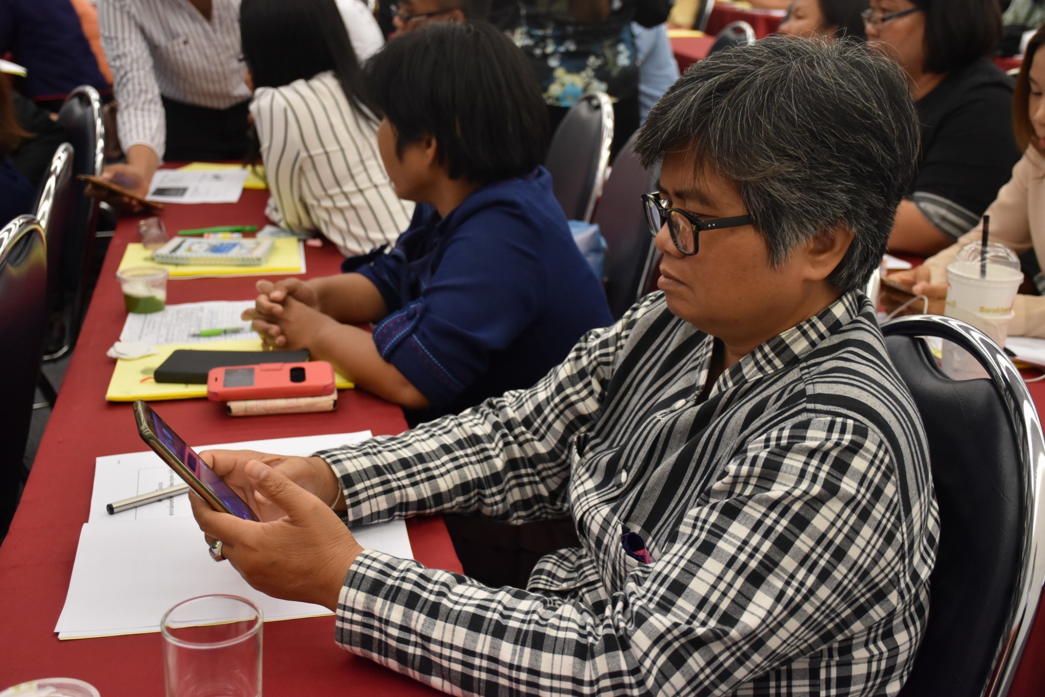 31 พฤษภาคม 2561 การประชุมสำนักงานพัฒนาชุมชนจังหวัดมหาสารคาม เพื่อขับเคลื่อนยุทธศาสตร์กรม ยุทธศาสตร์จังหวัด นโยบายรัฐบาล บูรณาการแผนการขับเคลื่อนงาน ปีงบประมาณ 2561 และแนวทางการขับเคลื่อนงานโครงการ ชุมชนท่องเที่ยว OTOP นวัตวิถี