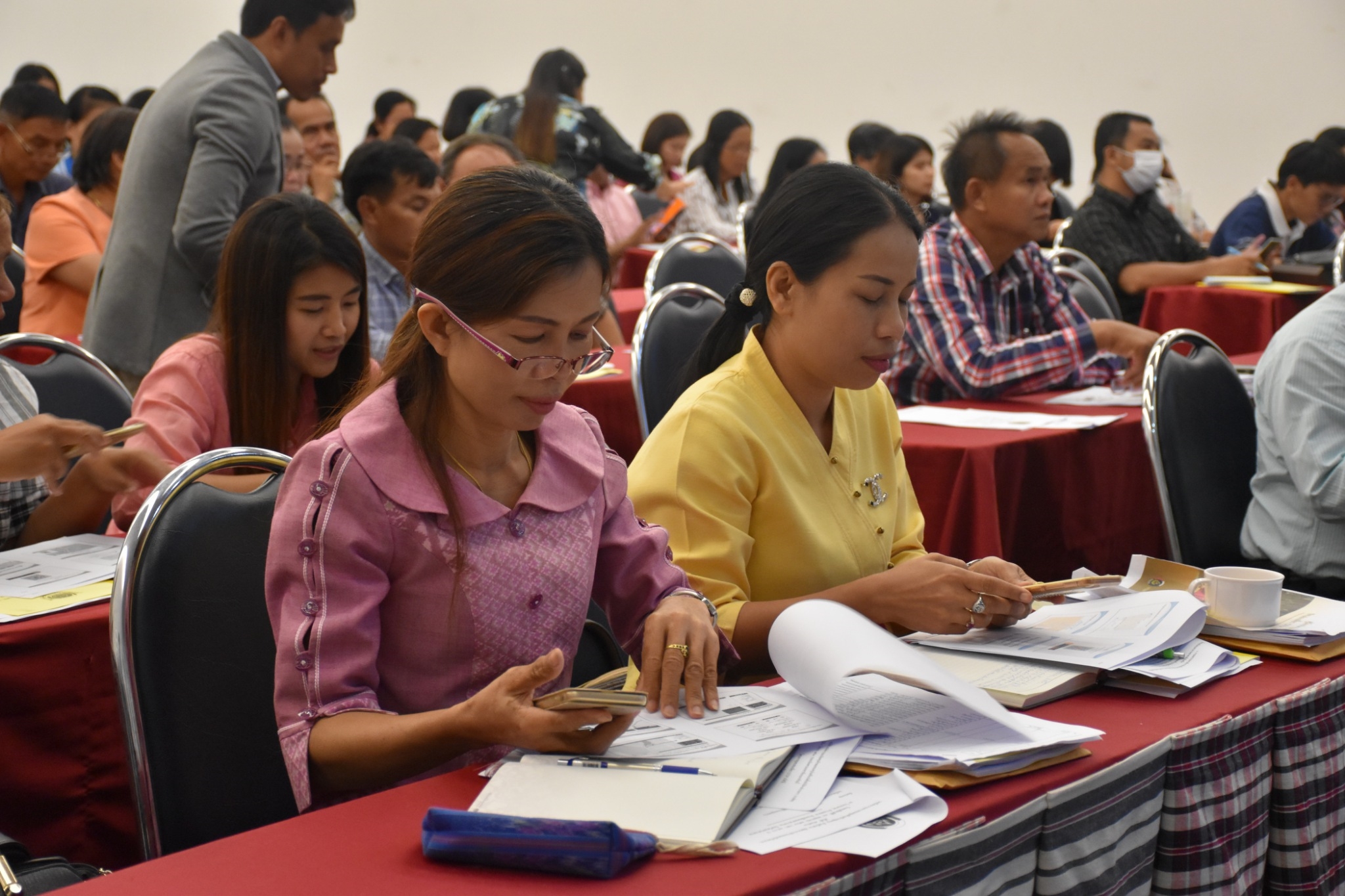 31 พฤษภาคม 2561 การประชุมสำนักงานพัฒนาชุมชนจังหวัดมหาสารคาม เพื่อขับเคลื่อนยุทธศาสตร์กรม ยุทธศาสตร์จังหวัด นโยบายรัฐบาล บูรณาการแผนการขับเคลื่อนงาน ปีงบประมาณ 2561 และแนวทางการขับเคลื่อนงานโครงการ ชุมชนท่องเที่ยว OTOP นวัตวิถี
