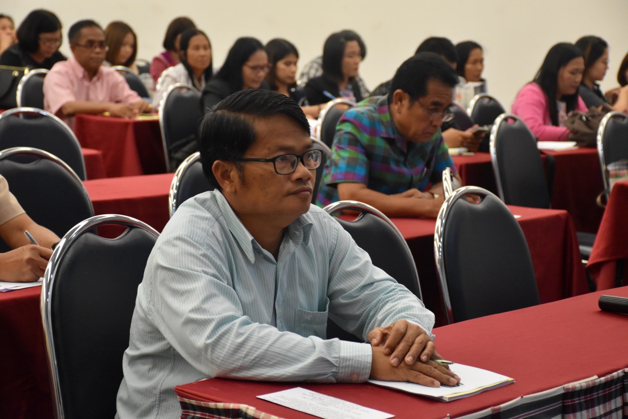 31 พฤษภาคม 2561 การประชุมสำนักงานพัฒนาชุมชนจังหวัดมหาสารคาม เพื่อขับเคลื่อนยุทธศาสตร์กรม ยุทธศาสตร์จังหวัด นโยบายรัฐบาล บูรณาการแผนการขับเคลื่อนงาน ปีงบประมาณ 2561 และแนวทางการขับเคลื่อนงานโครงการ ชุมชนท่องเที่ยว OTOP นวัตวิถี