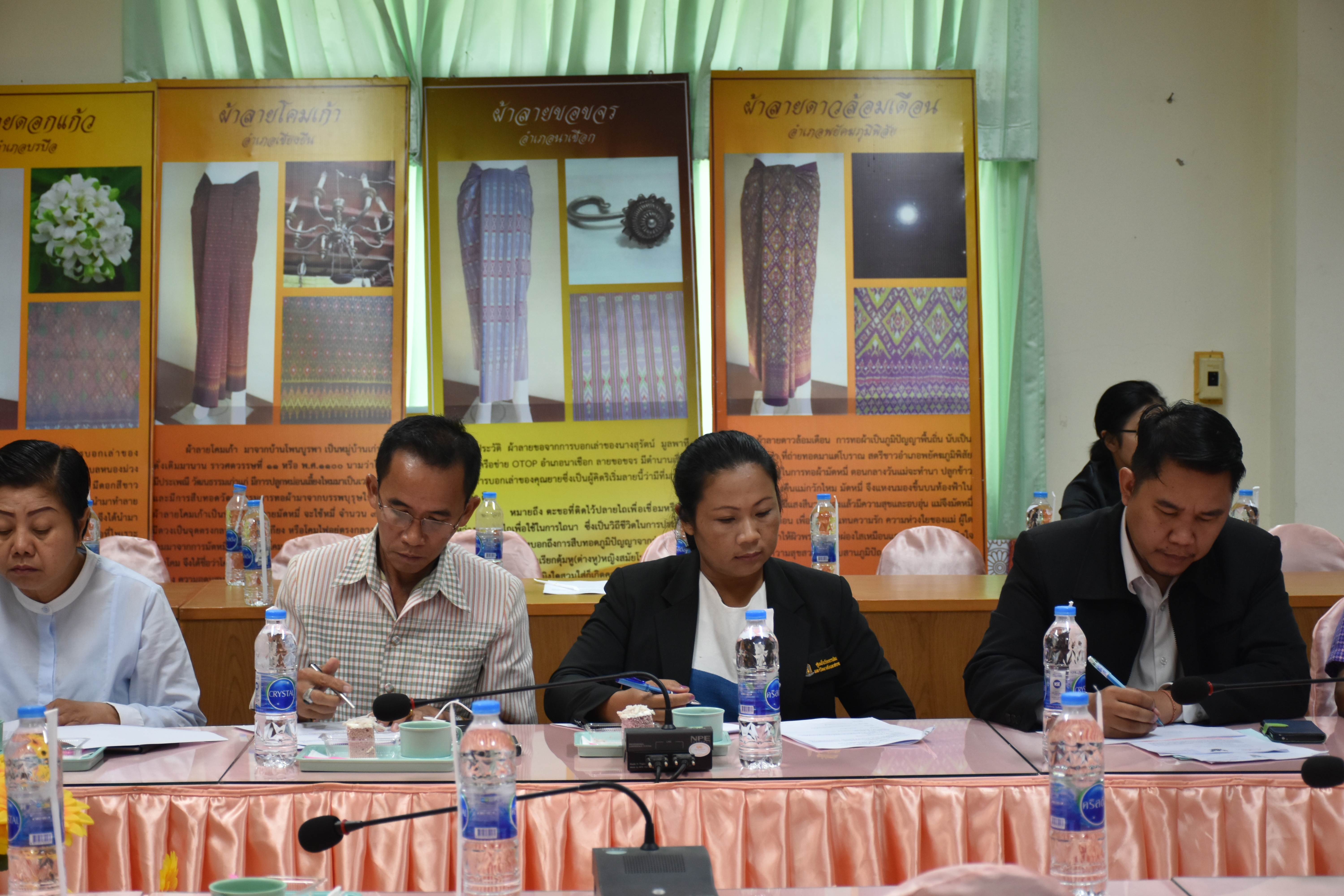 @มหาสารคาม  7 กันยายน 2561 ประชุม คณะทำงานจัดกิจกรรม ‘เส้นไหมลายผ้าสี่นคราแดนอีสาน’ ในงานสมโภชพระโพธิสัตว์กวนอิมพันพระหัตถ์