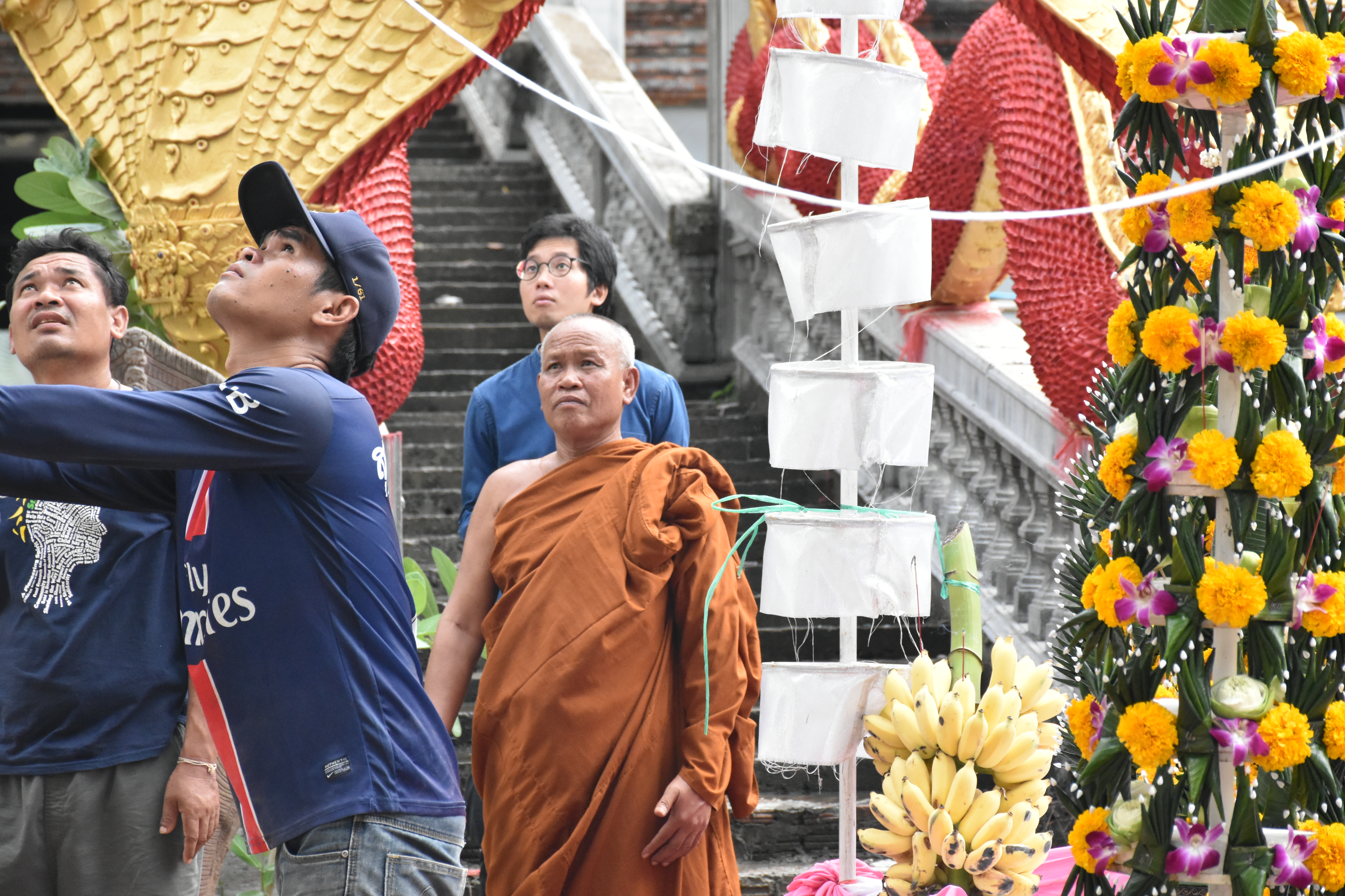 @ มหาสารคาม วันที่ 9 กันยายน 2561 เวลา 09.49 น. นายสมหวัง พ่วงบางโพ รองอธิบดีกรมการพัฒนาชุมชน ประธานพิธีถวายเสาอโศกเพื่อเป็นพุทธบูชา ณ วัดป่ารัตนพรชัย อำเภอวาปีปทุม จังหวัดมหาสารคาม