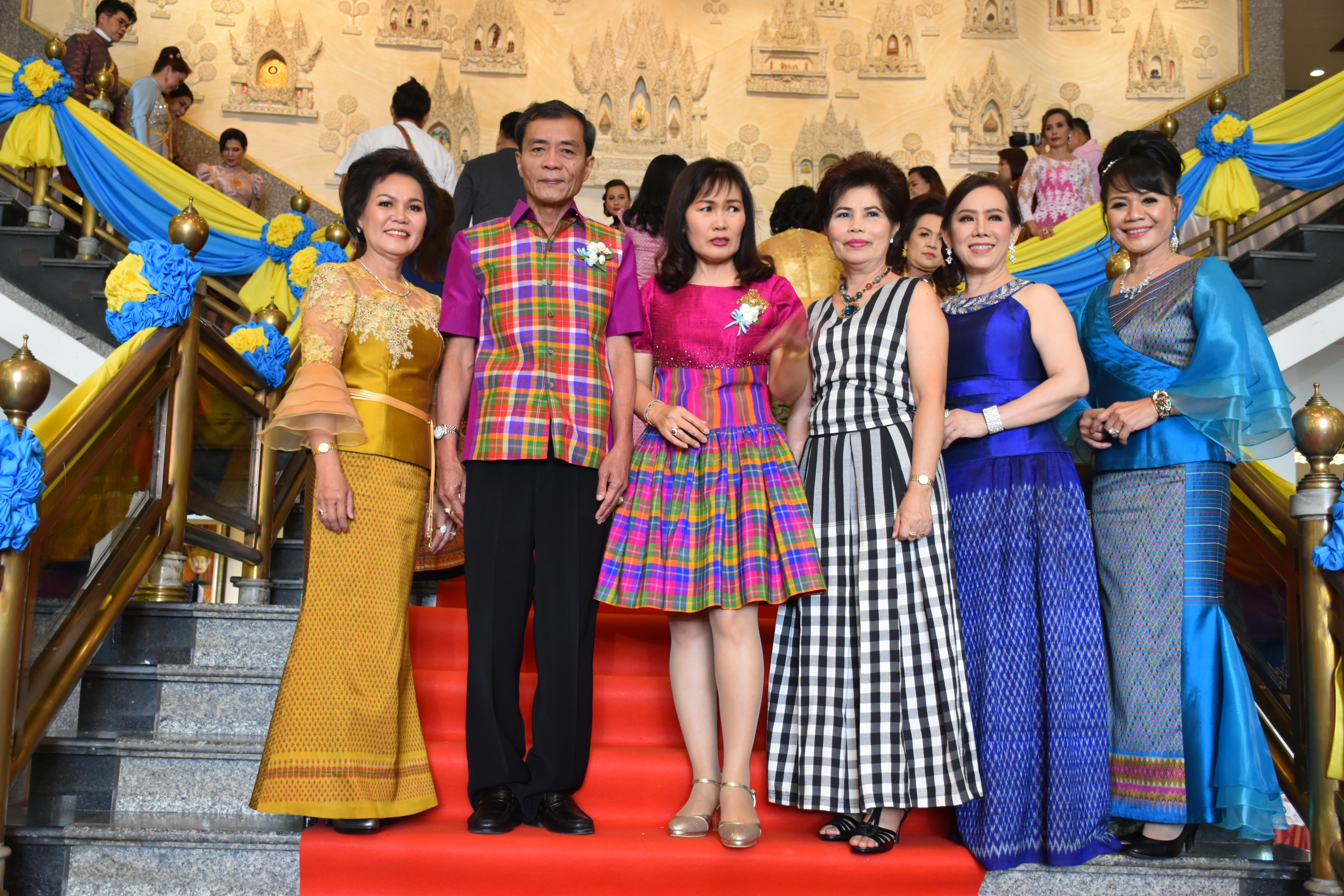 21 กันยายน 2561 งานสมโภชน์พระโพธิสัตว์กวนอิมพันพระหัตถ์และงานเส้นไหมลายผ้าสี่นคราแดนอีสาน ณ ศูนย์ศิลปาชีพบางไทร จังหวัดพระนครศรีอยุธยา