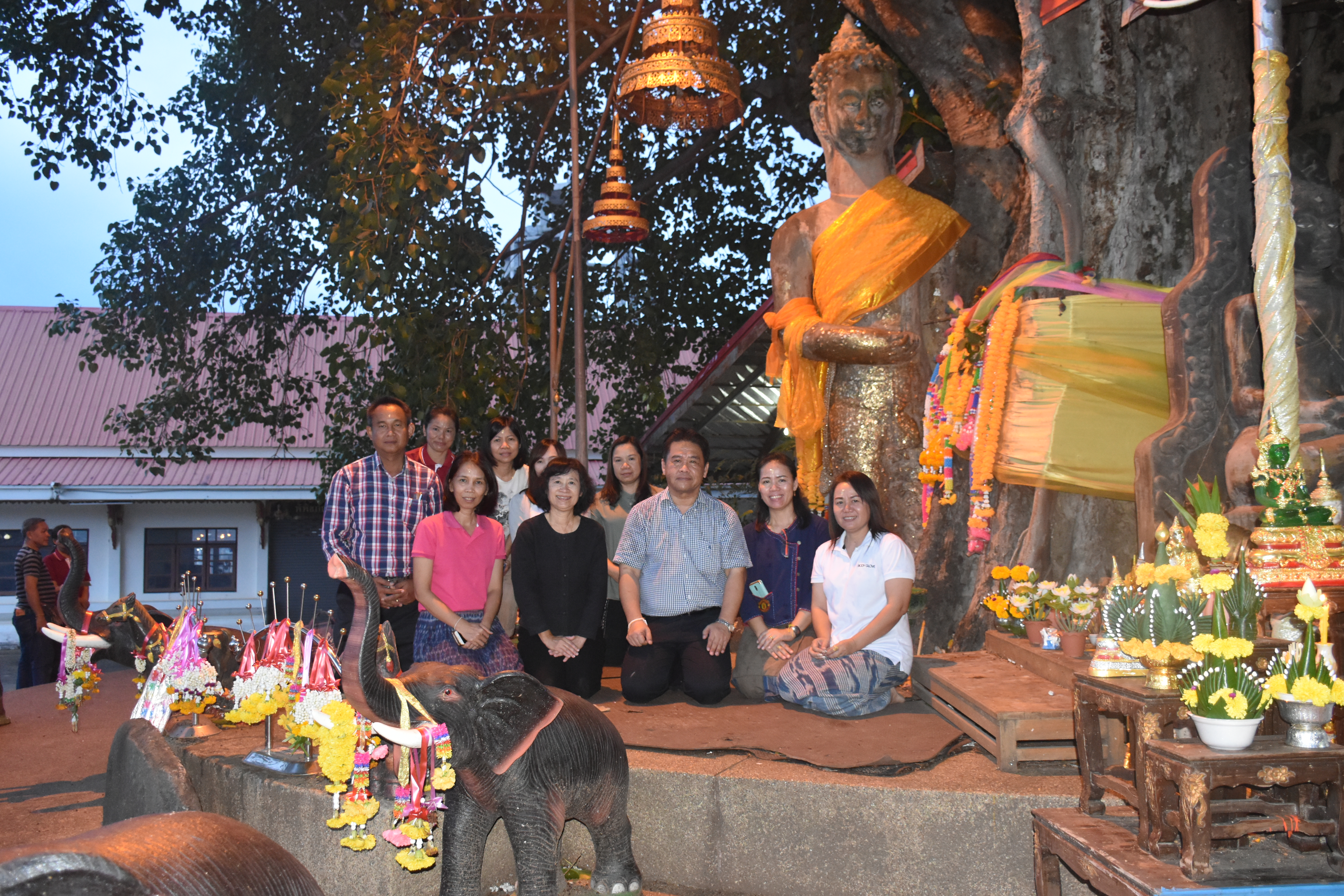 @ มหาสารคาม ดีใจได้มาเยือน  8 กันยายน 2561 นายสมหวัง พ่วงบางโพ รองอธิบดีกรมการพัฒนาชุมชน เยี่ยมชมและให้กำลังใจชุมชนท่องเที่ยว OTOP นวัตวิถี บ้านโนนสูงน้อย