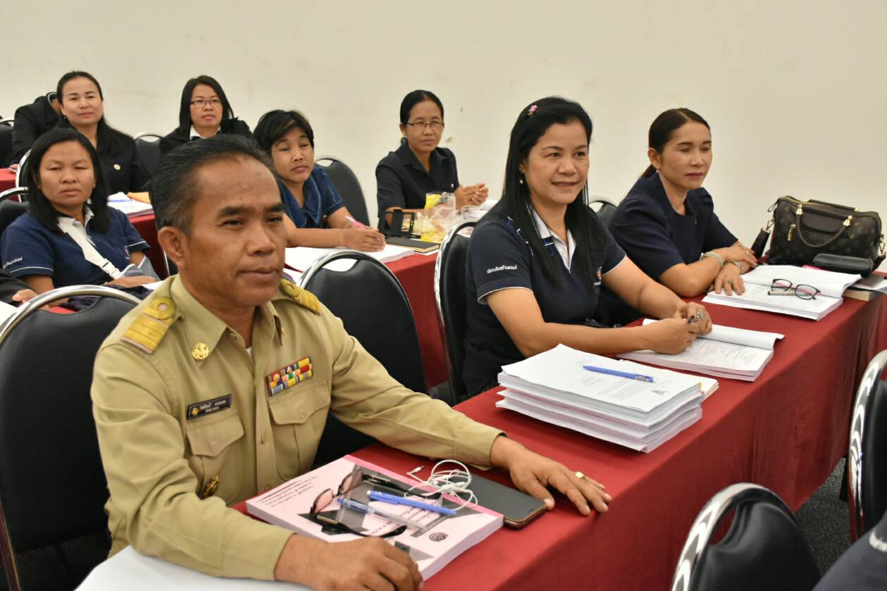 @ มหาสารคาม 8 พฤศจิกายน 2561 ประชุมเชิงปฏิบัติการมอบนโยบายเพื่อเพิ่มประสิทธิภาพ การขับเคลื่อนยุทธศาสตร์กรมการพัฒนาชุมชน ประจำปีงบประมาณพ.ศ.2562 