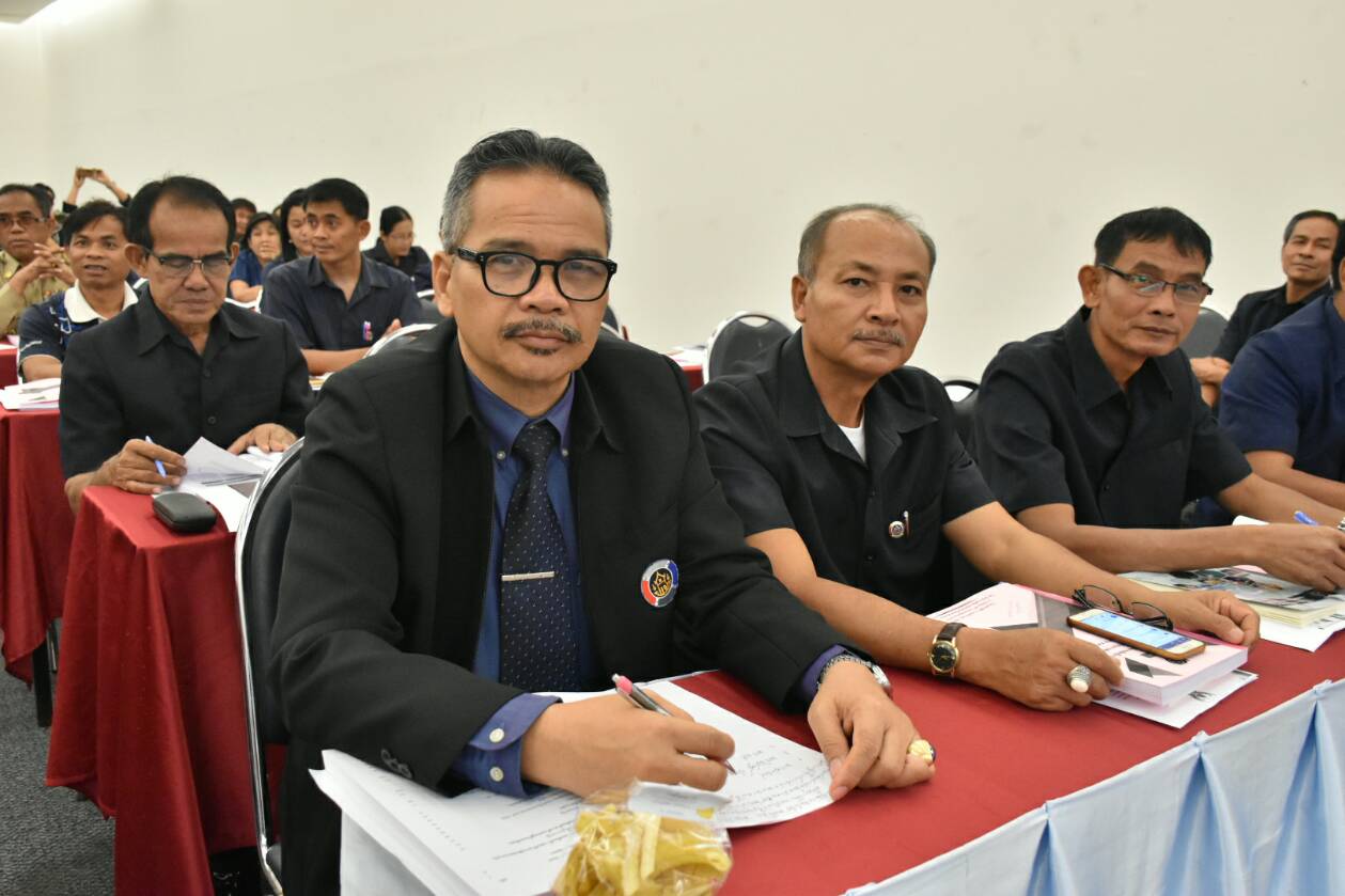@ มหาสารคาม 8 พฤศจิกายน 2561 ประชุมเชิงปฏิบัติการมอบนโยบายเพื่อเพิ่มประสิทธิภาพ การขับเคลื่อนยุทธศาสตร์กรมการพัฒนาชุมชน ประจำปีงบประมาณพ.ศ.2562 