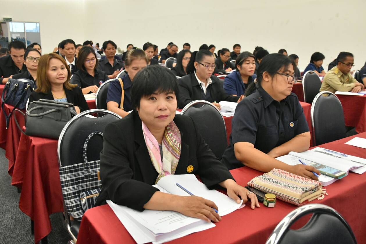 @ มหาสารคาม 8 พฤศจิกายน 2561 ประชุมเชิงปฏิบัติการมอบนโยบายเพื่อเพิ่มประสิทธิภาพ การขับเคลื่อนยุทธศาสตร์กรมการพัฒนาชุมชน ประจำปีงบประมาณพ.ศ.2562 
