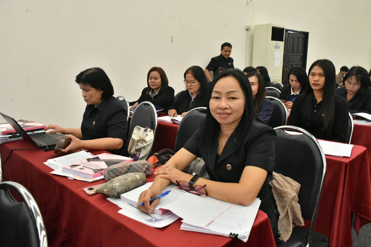@ มหาสารคาม 8 พฤศจิกายน 2561 ประชุมเชิงปฏิบัติการมอบนโยบายเพื่อเพิ่มประสิทธิภาพ การขับเคลื่อนยุทธศาสตร์กรมการพัฒนาชุมชน ประจำปีงบประมาณพ.ศ.2562 