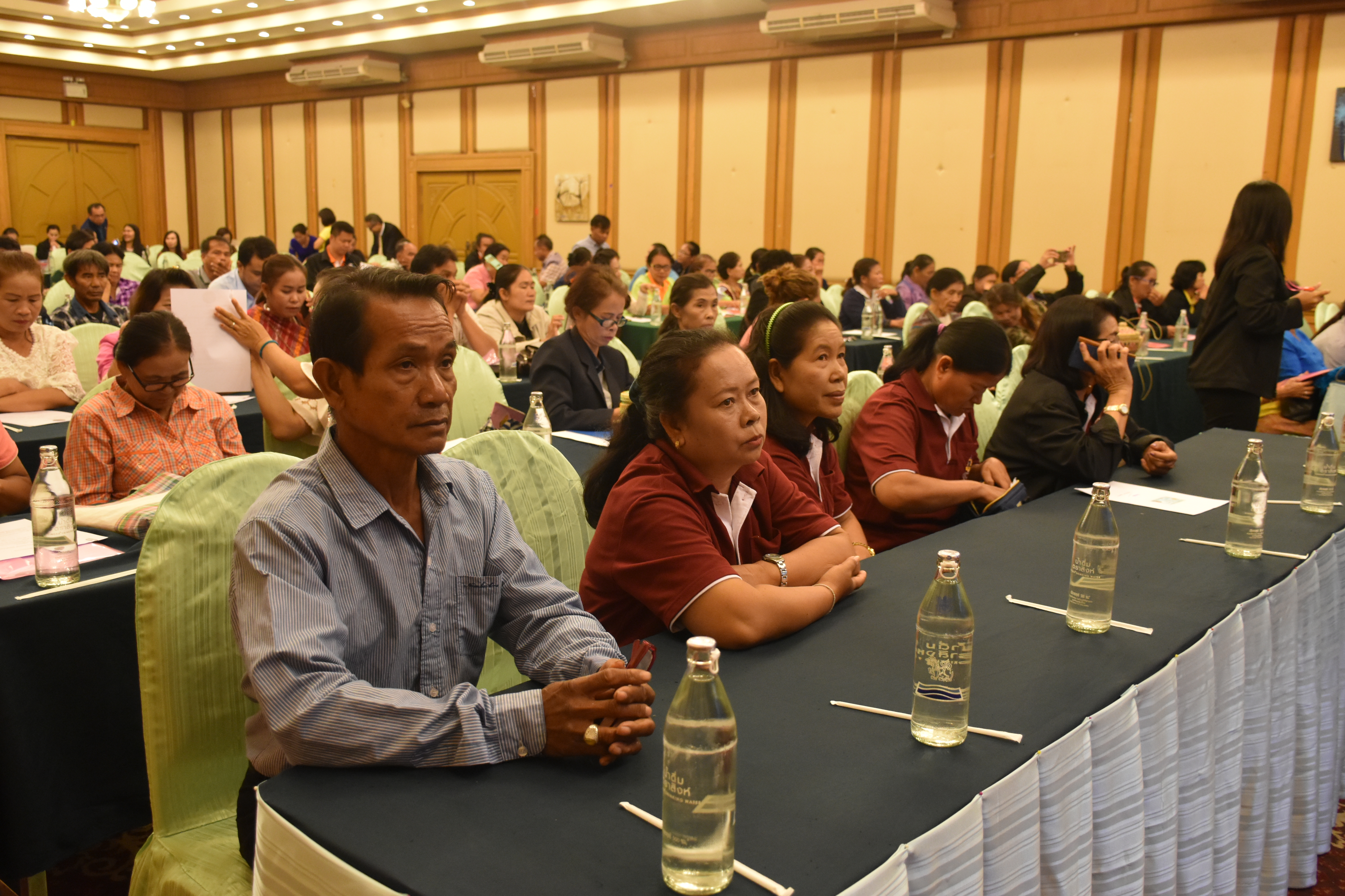 @มหาสารคาม 20 พฤศจิกายน 2561 รวมพลัง สานฝัน กับการยกระดับมาตรฐานผลิตภัณฑ์ OTOP กลุ่มปรับตัวสู่การพัฒนา (กลุ่ม D) ภายใต้โครงการชุมชนท่องเที่ยว OTOP นวัตวิถี