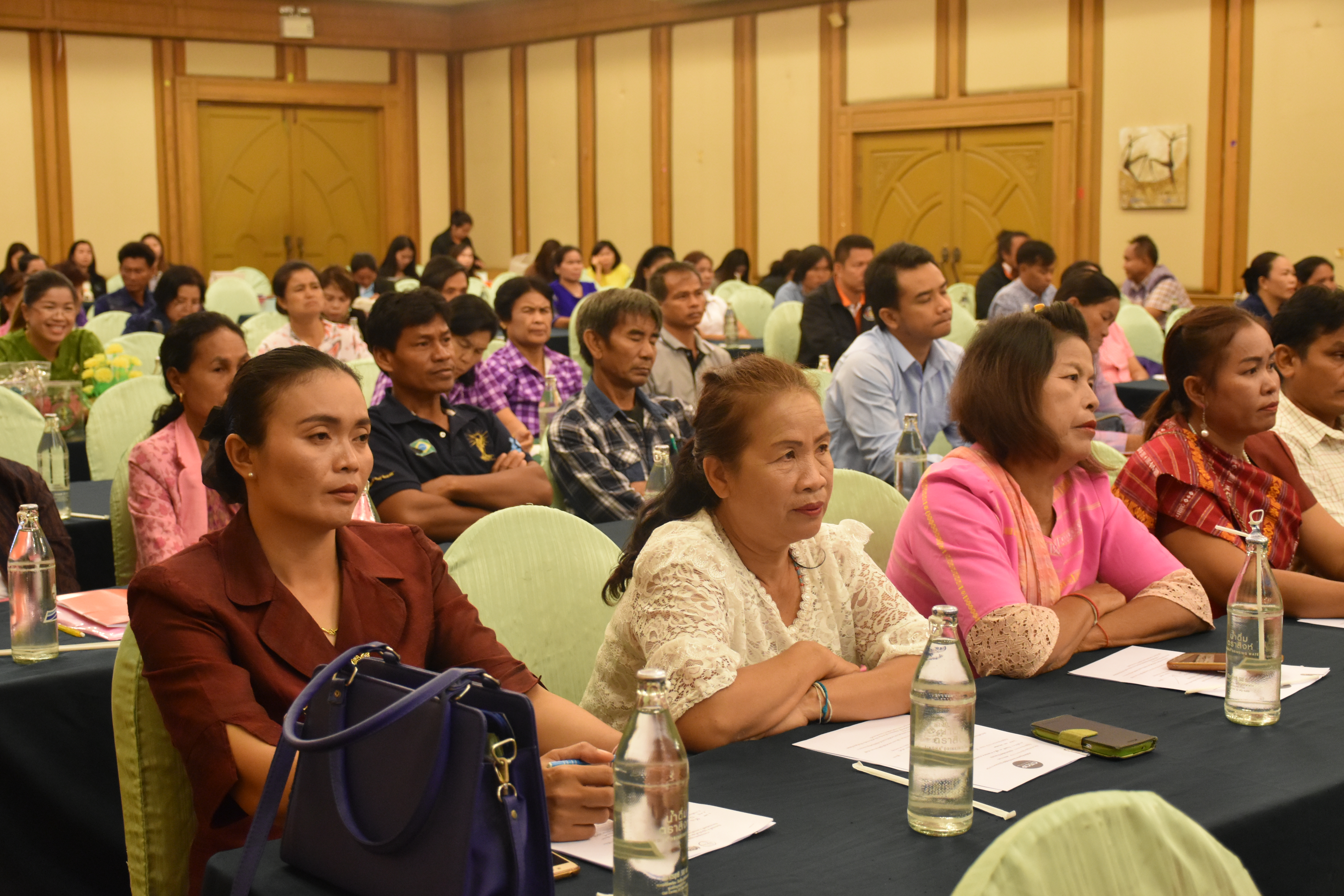 @มหาสารคาม 20 พฤศจิกายน 2561 รวมพลัง สานฝัน กับการยกระดับมาตรฐานผลิตภัณฑ์ OTOP กลุ่มปรับตัวสู่การพัฒนา (กลุ่ม D) ภายใต้โครงการชุมชนท่องเที่ยว OTOP นวัตวิถี