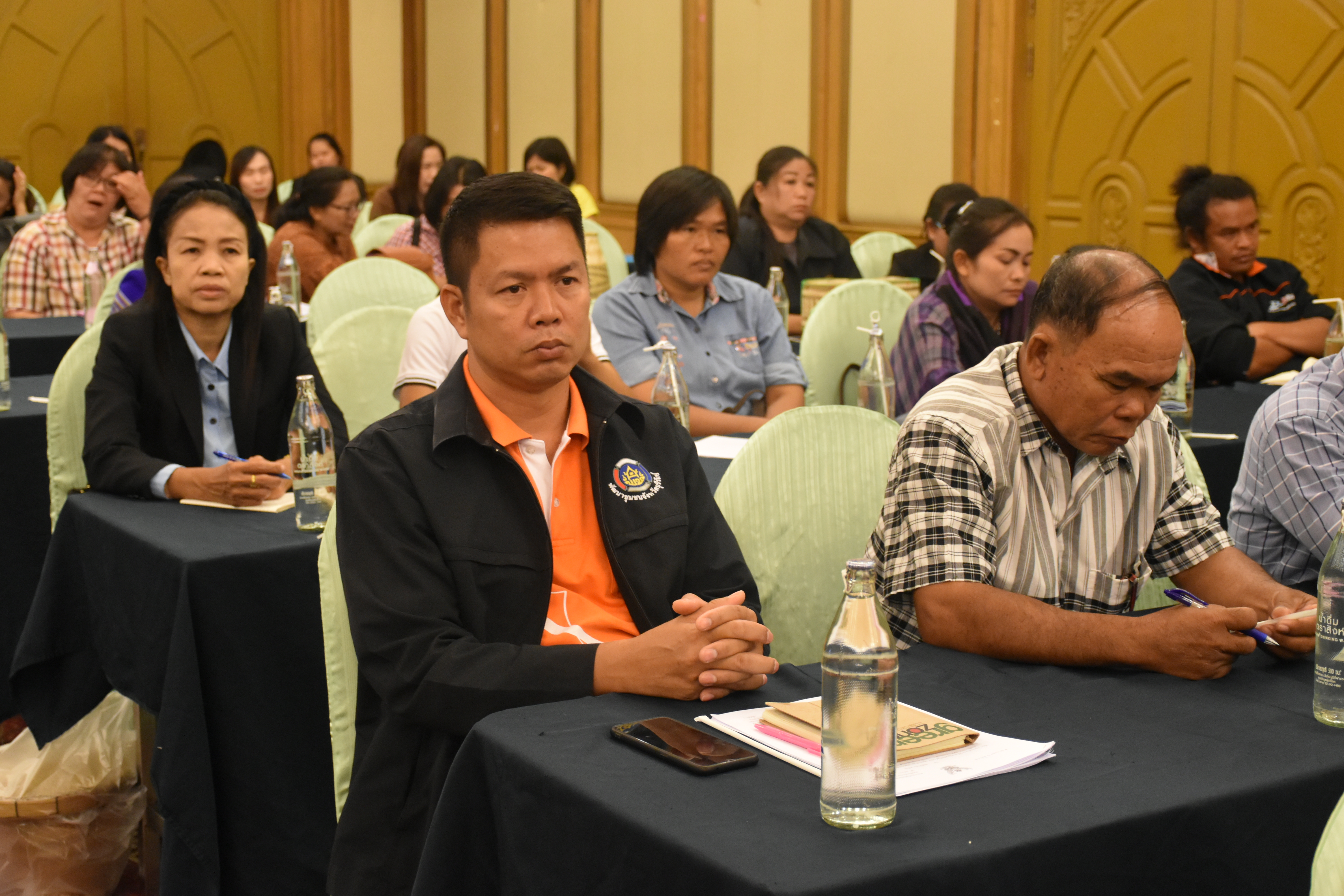 @มหาสารคาม 20 พฤศจิกายน 2561 รวมพลัง สานฝัน กับการยกระดับมาตรฐานผลิตภัณฑ์ OTOP กลุ่มปรับตัวสู่การพัฒนา (กลุ่ม D) ภายใต้โครงการชุมชนท่องเที่ยว OTOP นวัตวิถี