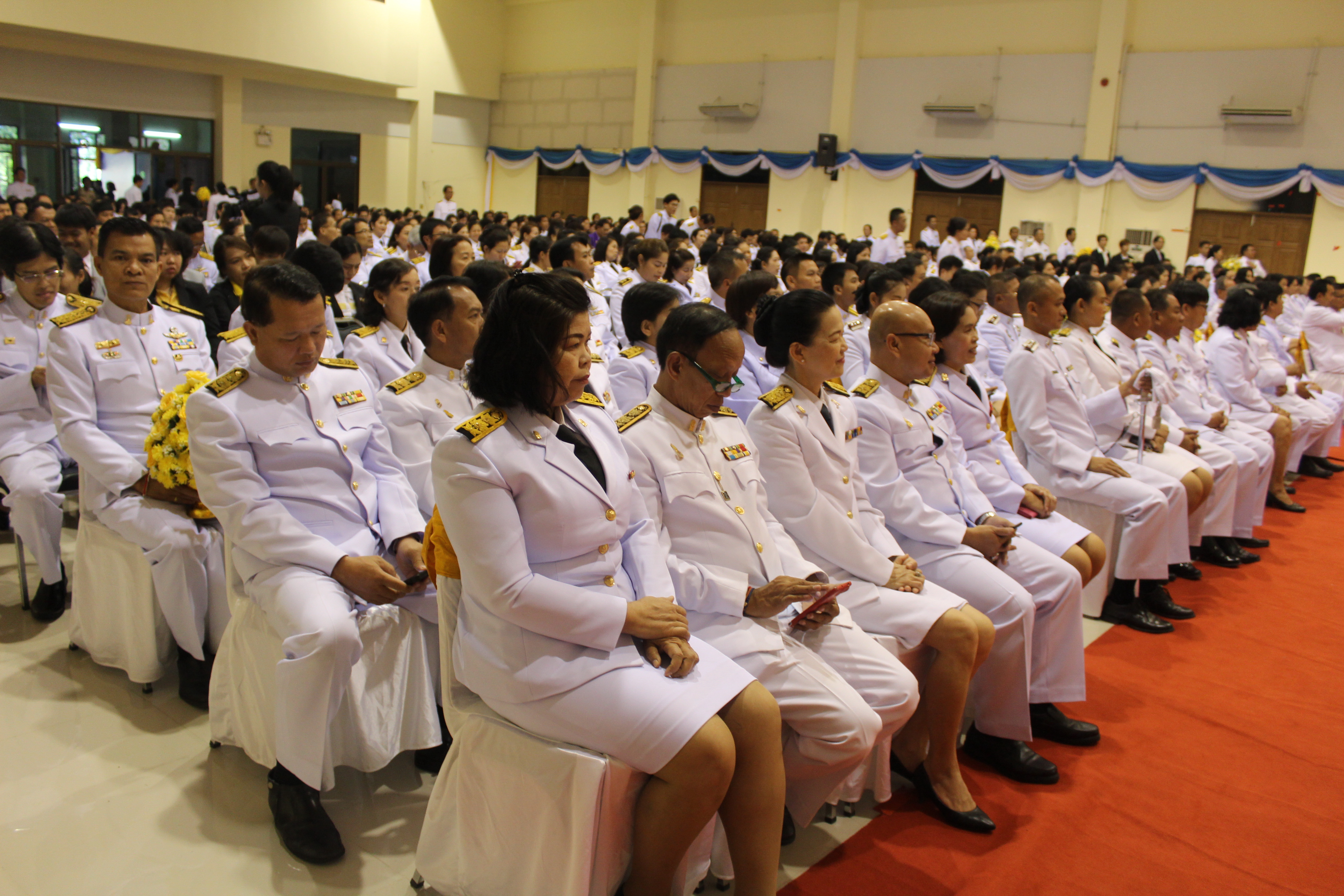 14 พฤศจิกายน 2561 เวลา 08.00 น. จังหวัดมหาสารคามจัดพิธีวางพานพุ่มดอกไม้สดแด่ พระบาทสมเด็จพระปรมินทรมหาภูมิพลอดุลยเดช บรมนาถบพิตรเนื่องใน “วันพระบิดาแห่งฝนหลวง” ประจำปี 2561