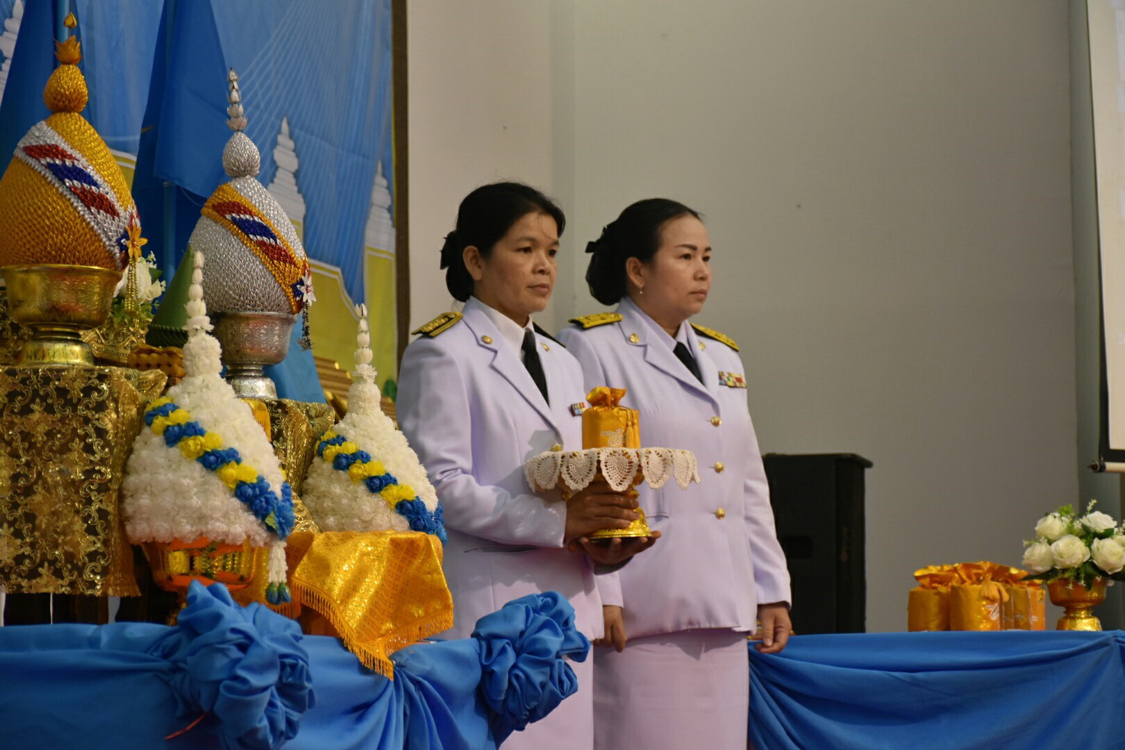 14 พฤศจิกายน 2561 เวลา 09.30 น. สำนักงานพัฒนาชุมชนจังหวัดมหาสารคามจัดพิธีมอบเงินพระราชทานขวัญถุงกองทุนแม่ของแผ่นดิน ประจำปี 2561