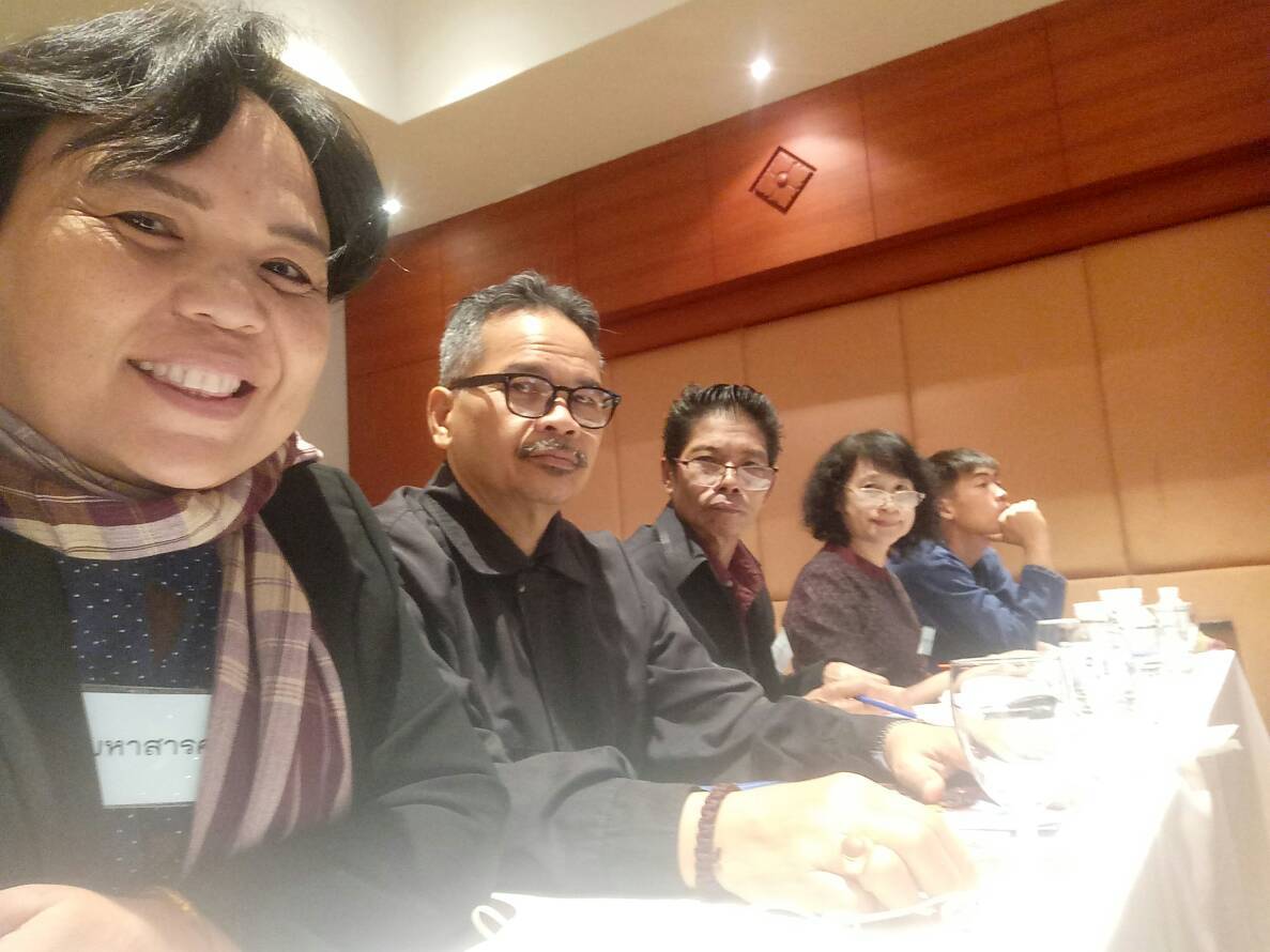 รวมใจ สานพลัง พช.มค. ร่วมการประชุมเชิงปฎิบัติการเพิ่มประสิทธิภาพการบริหารจัดการหมู่บ้าน OTOP เพื่อการท่องเที่ยวในการดำเนินกิจกรรมส่งเสริมการท่องเที่ยวโดยชุมชน ในระหว่างวันที่ 6-8 ธันวาคม 2561 ณ อาคารอิมแพ็ค ฟอร์มศูนย์แสดงสินค้าและประชุม อิมแพ็ค เมืองทองธานี จังหวัดนนทบุรี 