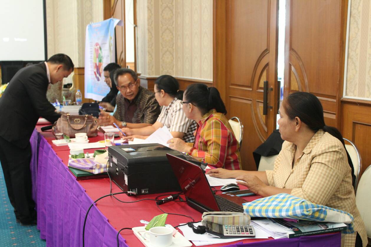 12 ธันวาคม 2561 การตรวจติดตามงานผู้ตรวจราชการกรมการพัฒนาชุมชน เขตตรวจกลุ่มจังหวัดภาคตะวันออกเฉียงเหนือตอนกลาง