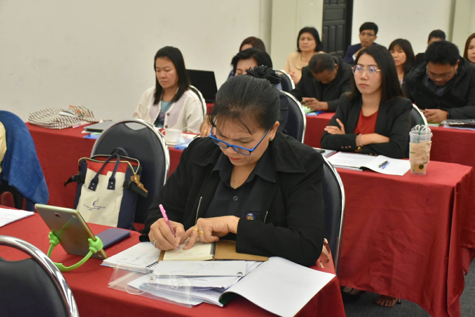 26 ธันวาคม 2561 โครงการเพิ่มประสิทธิภาพการดำเนินงานกองทุนพัฒนาบทบาทสตรีแก่เจ้าหน้าที่พัฒนาชุมชน