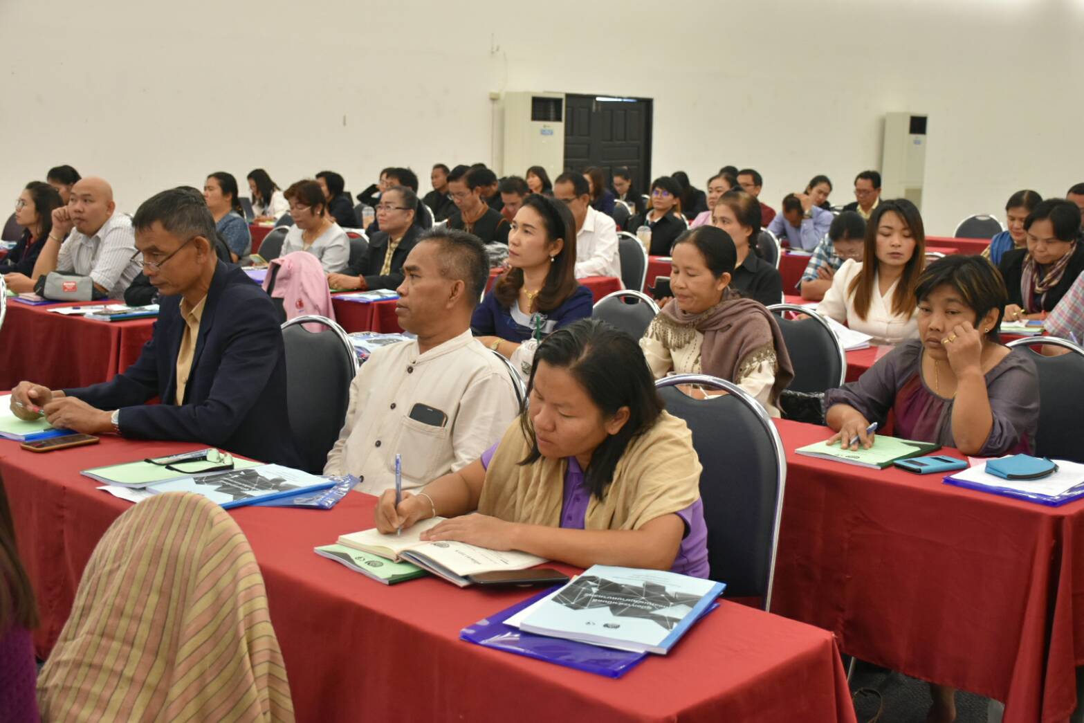26 ธันวาคม 2561 โครงการเพิ่มประสิทธิภาพการดำเนินงานกองทุนพัฒนาบทบาทสตรีแก่เจ้าหน้าที่พัฒนาชุมชน