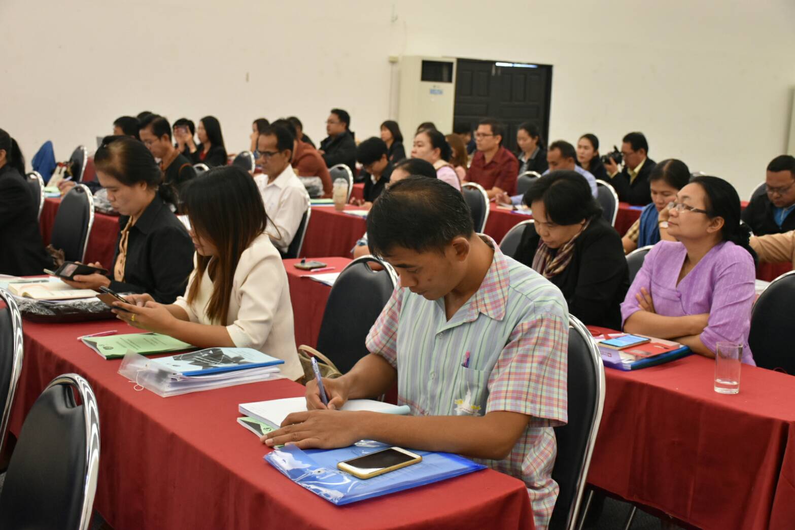 26 ธันวาคม 2561 โครงการเพิ่มประสิทธิภาพการดำเนินงานกองทุนพัฒนาบทบาทสตรีแก่เจ้าหน้าที่พัฒนาชุมชน