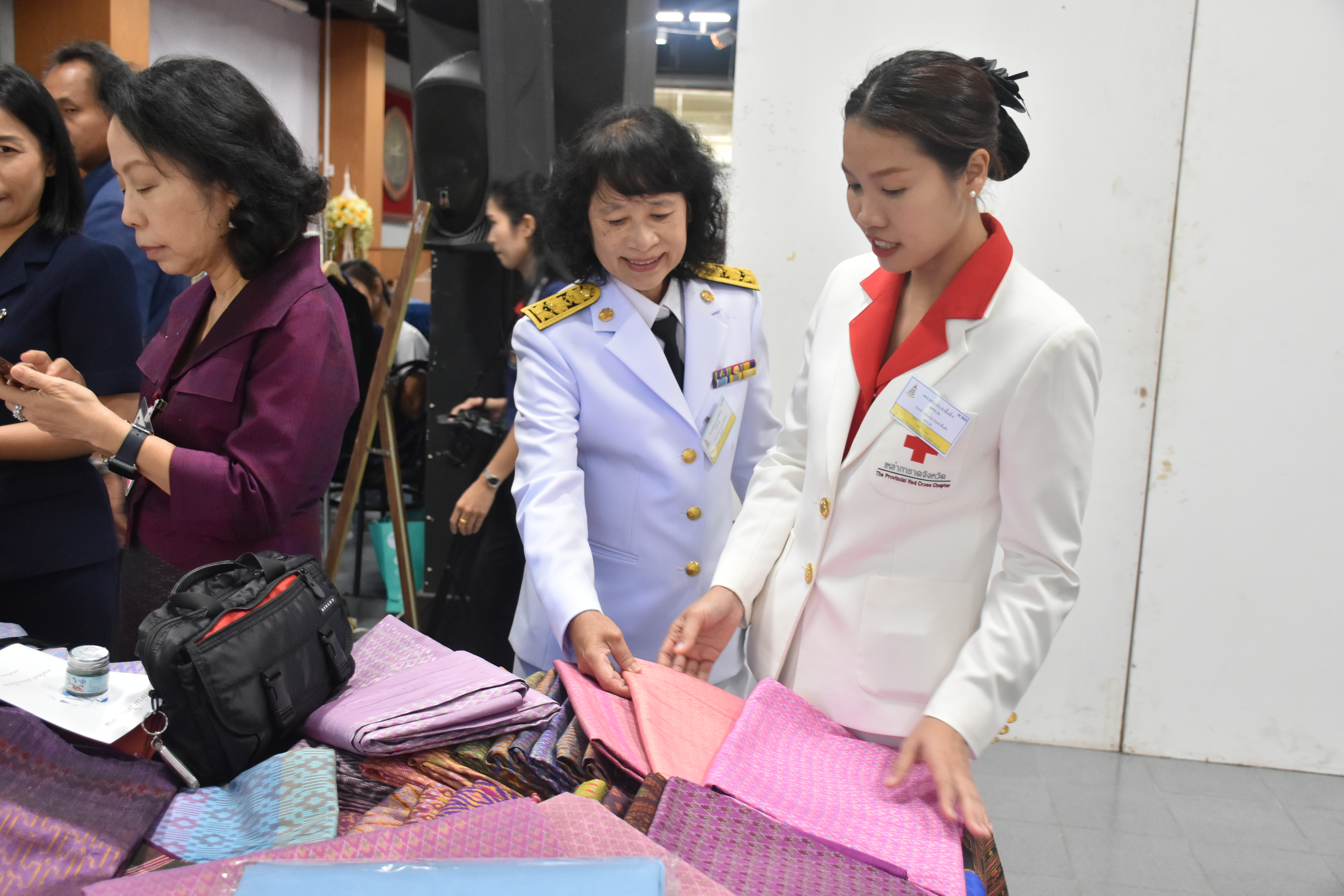 @ มหาสารคาม เมืองตักสิลานคร 4 ธันวาคม 2561 เวลา 10.00 น. ต้อนรับคณะผู้บริหารร้านภูฟ้า