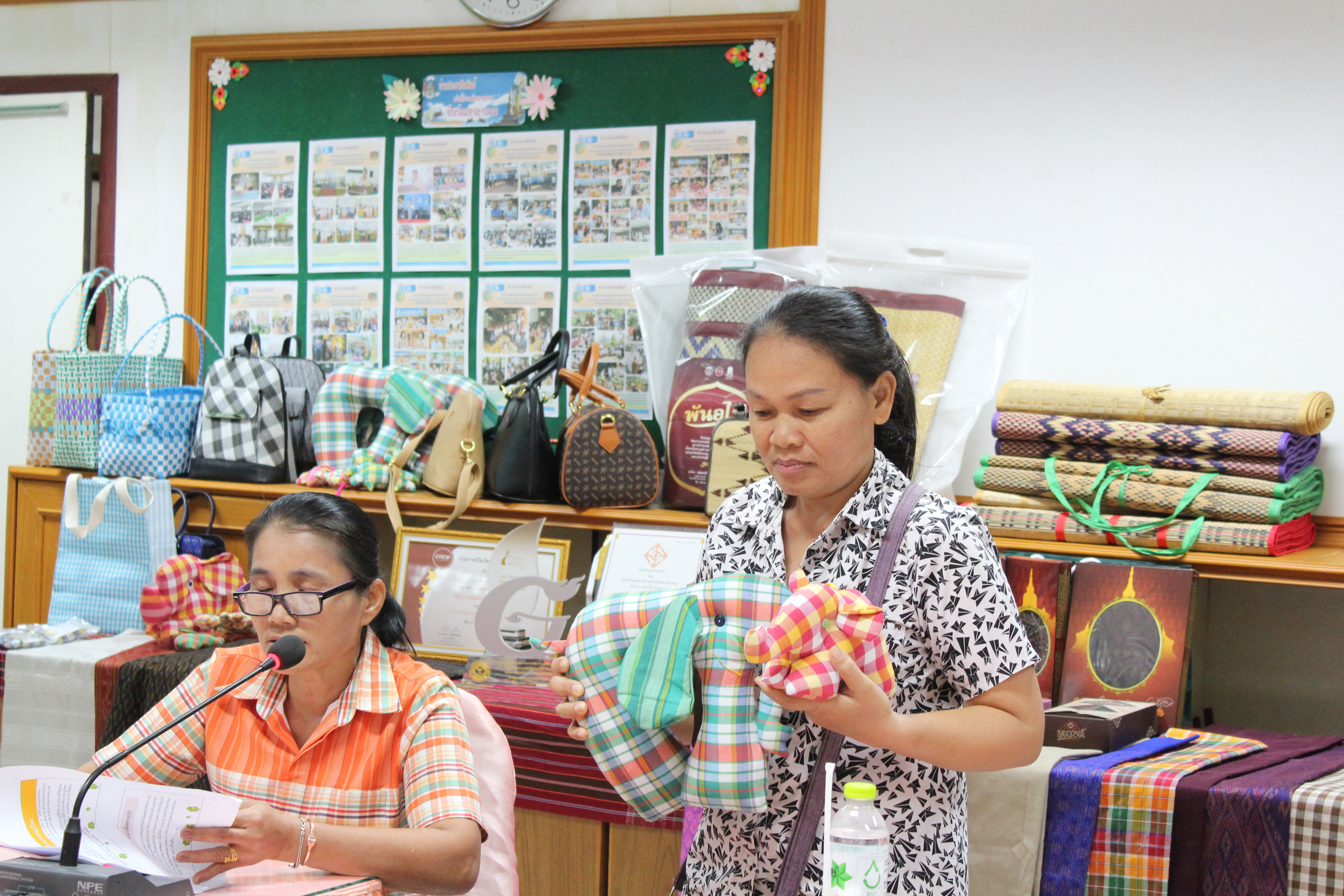 10 มกราคม 2562 โครงการส่งเสริมกระบวนการเครือข่ายองค์ความรู้ (Knowledge-Based OTOP:KBO)