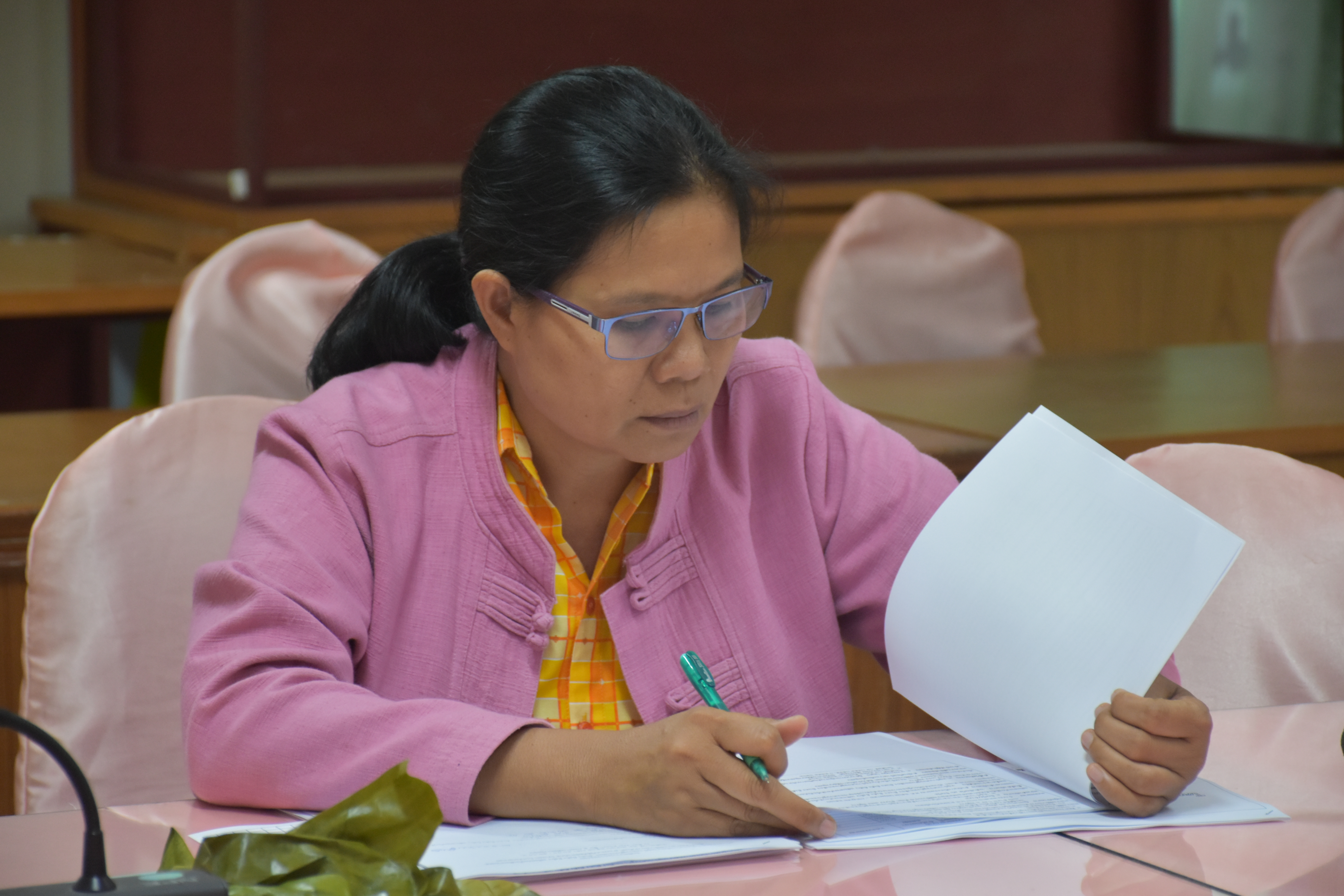 23 เม.ย.2562 เวลา 10.00 น. ร่วมรับฟังการประชุมสร้างความเข้าใจโครงการพัฒนาหมู่บ้านเศรษฐกิจพอเพียง มั่นคง มั่งคั่ง ยั่งยืน เฉลิมพระเกียรติ เนื่องในโอกาสมหามงคลพระราชพิธีบรมราชาภิเษก ผ่านระบบวีดิทัศน์ทางไกล(Video Conference)