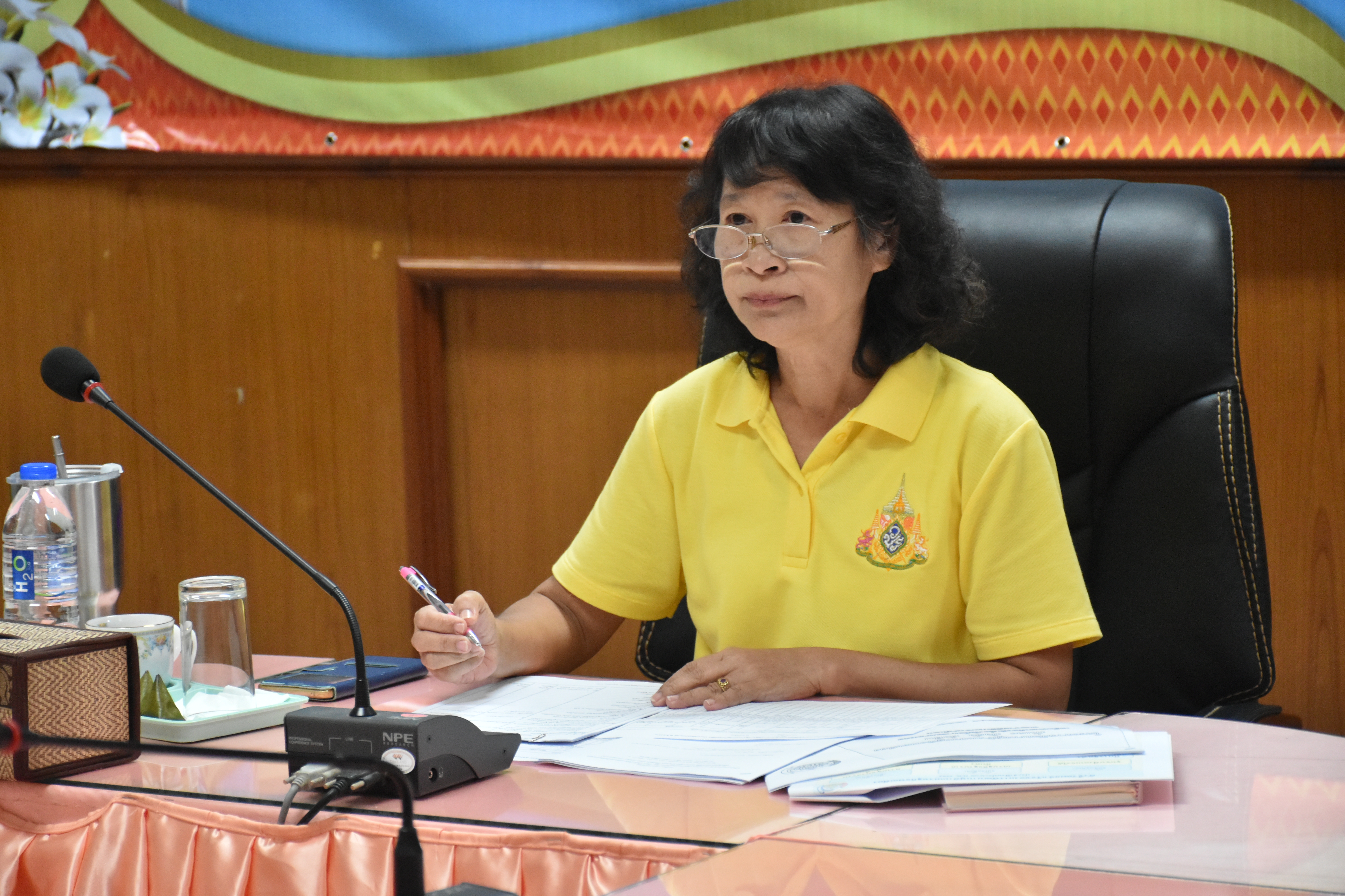 23 เม.ย.2562 เวลา 10.00 น. ร่วมรับฟังการประชุมสร้างความเข้าใจโครงการพัฒนาหมู่บ้านเศรษฐกิจพอเพียง มั่นคง มั่งคั่ง ยั่งยืน เฉลิมพระเกียรติ เนื่องในโอกาสมหามงคลพระราชพิธีบรมราชาภิเษก ผ่านระบบวีดิทัศน์ทางไกล(Video Conference)