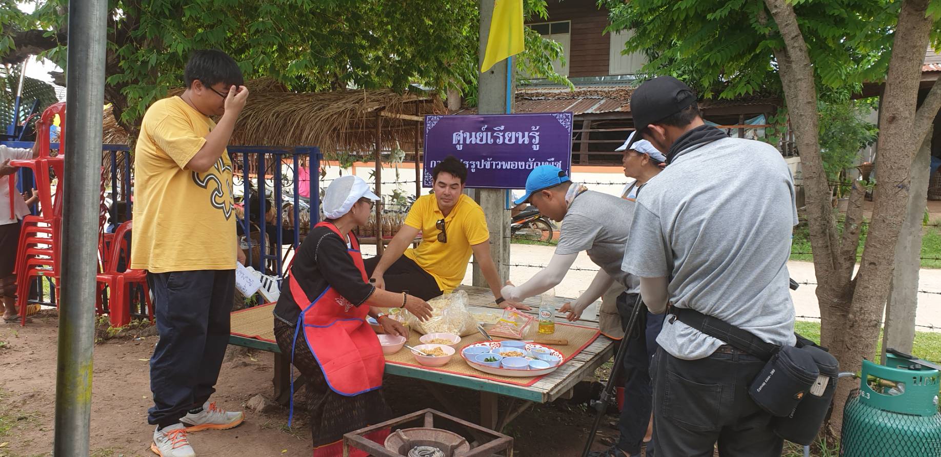 30 พฤษภาคม 2562 รายการสมุดโคจร On The Way ถ่ายทำรายการประชาสัมพันธ์หมู่บ้าน OTOP เพื่อการท่องเที่ยวเชิงประเพณีวัฒนธรรม ณ บ้านแกดำ ม.1 ตำบลแกดำ อำเภอแกดำ จังหวัดมหาสารคาม