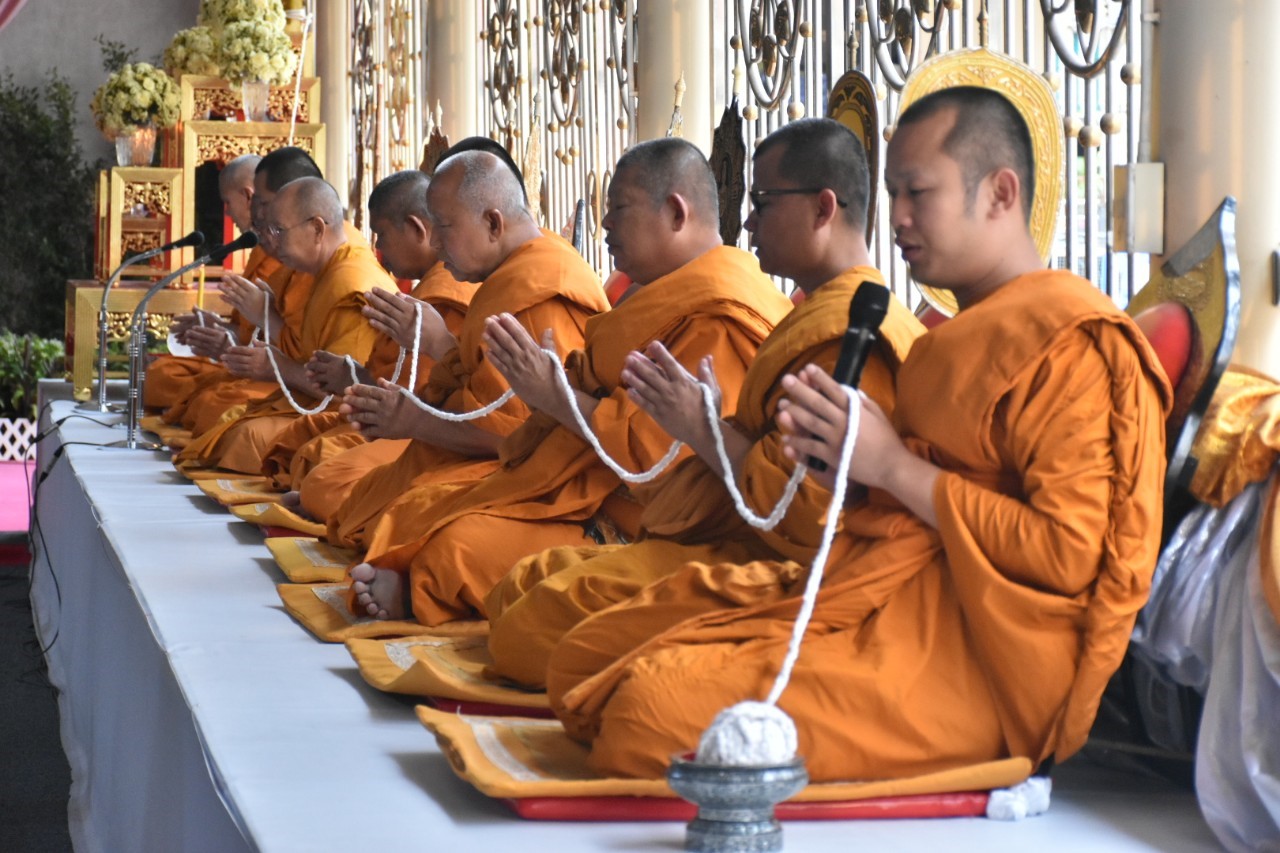4 พฤษภาคม 2562 เวลา 06.30 น. พัฒนาชุมชนจังหวัดมหาสารคาม ร่วมพิธีเปิดกรวยถวายราชสักการะหน้าพระฉายาลักษณ์สมเด็จพระเจ้าอยู่หัว พิธีเจริญพระพุทธมนต์ ทำบุญตักบาตร และรับชมการถ่ายทอดสดของโทรทัศน์รวมการเฉพาะกิจแห่งประเทศไทย