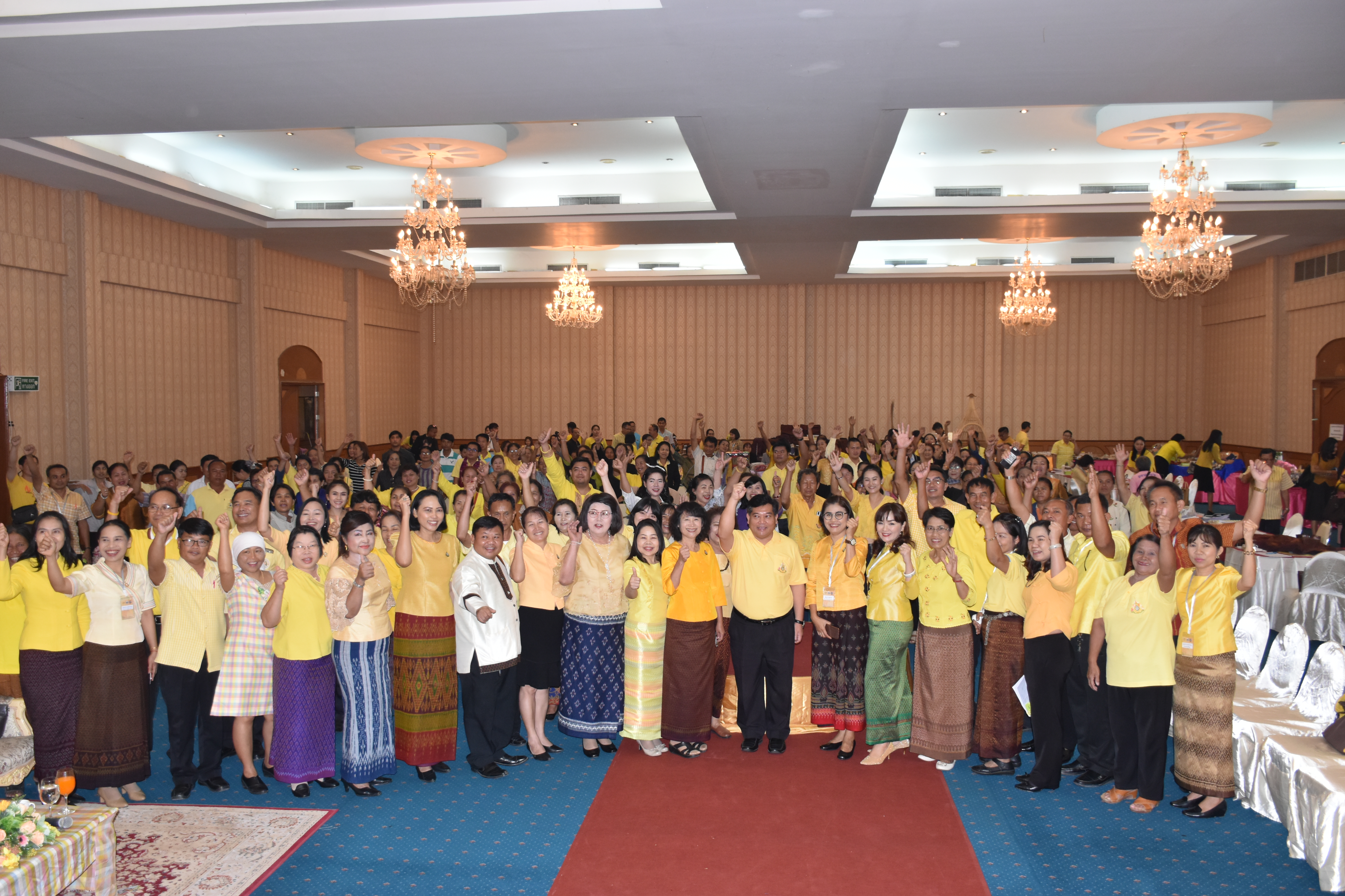 17 พฤษภาคม 2562 เวลา 10.00 น.พัฒนาชุมชนจังหวัดมหาสารคาม จัดกิจกรรม“สุดยอดผลิตภัณฑ์ OTOP ภูมิปัญญาไทย ก้าวไกลสู่สากล”ตามโครงการคัดสรรสุดยอดหนึ่งตำบล หนึ่งผลิตภัณฑ์ไทย ปี พ.ศ.2562 ( OTOP Product Champion:OPC) จังหวัดมหาสารคาม