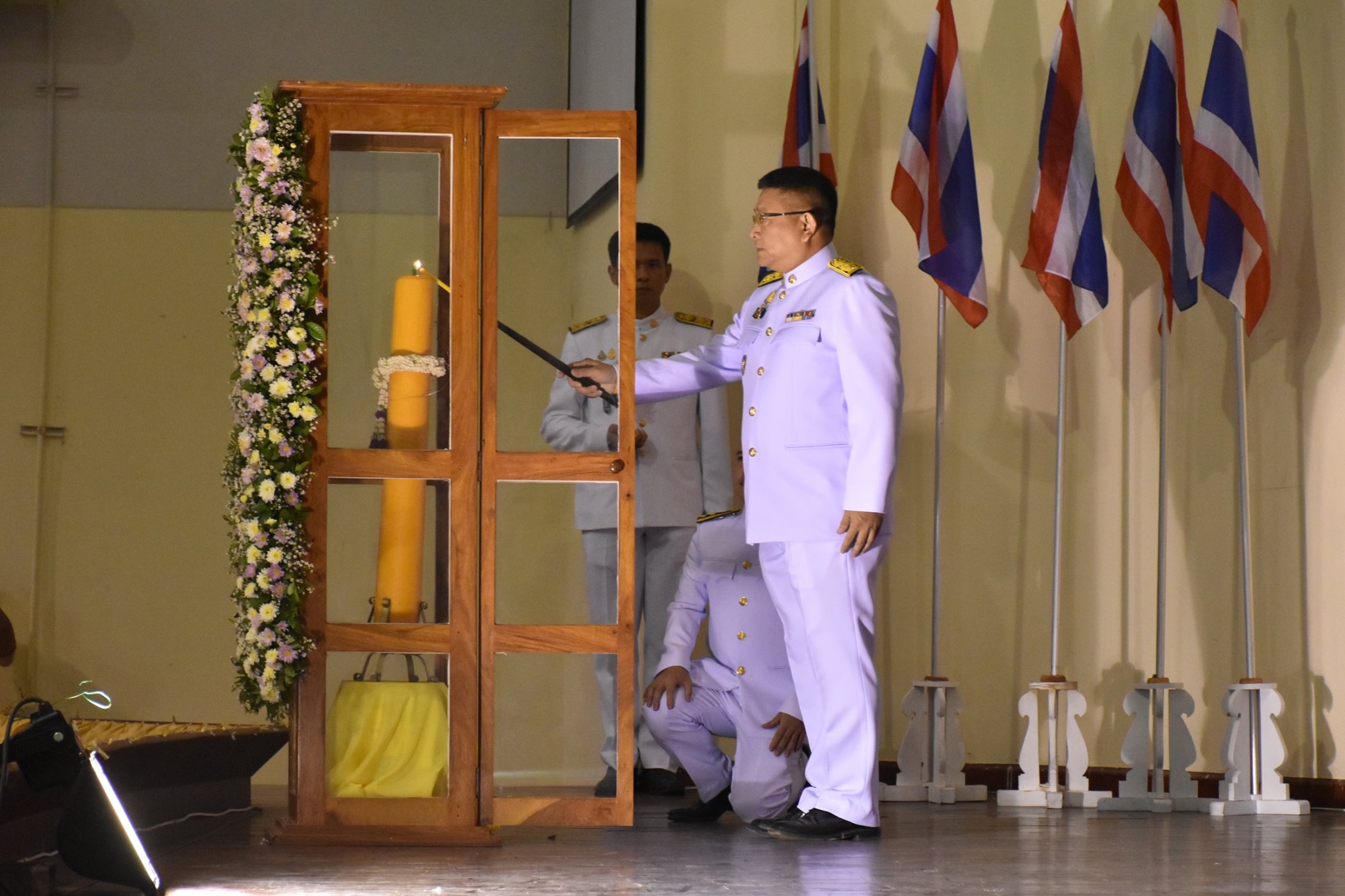 พิธีถวายเครื่องราชสักการะ และพิธีจุดเทียนถวายพระพรชัยมงคล เนื่องในโอกาสวันเฉลิมพระชนมพรรษา สมเด็จพระนางเจ้าฯ พระบรมราชินี