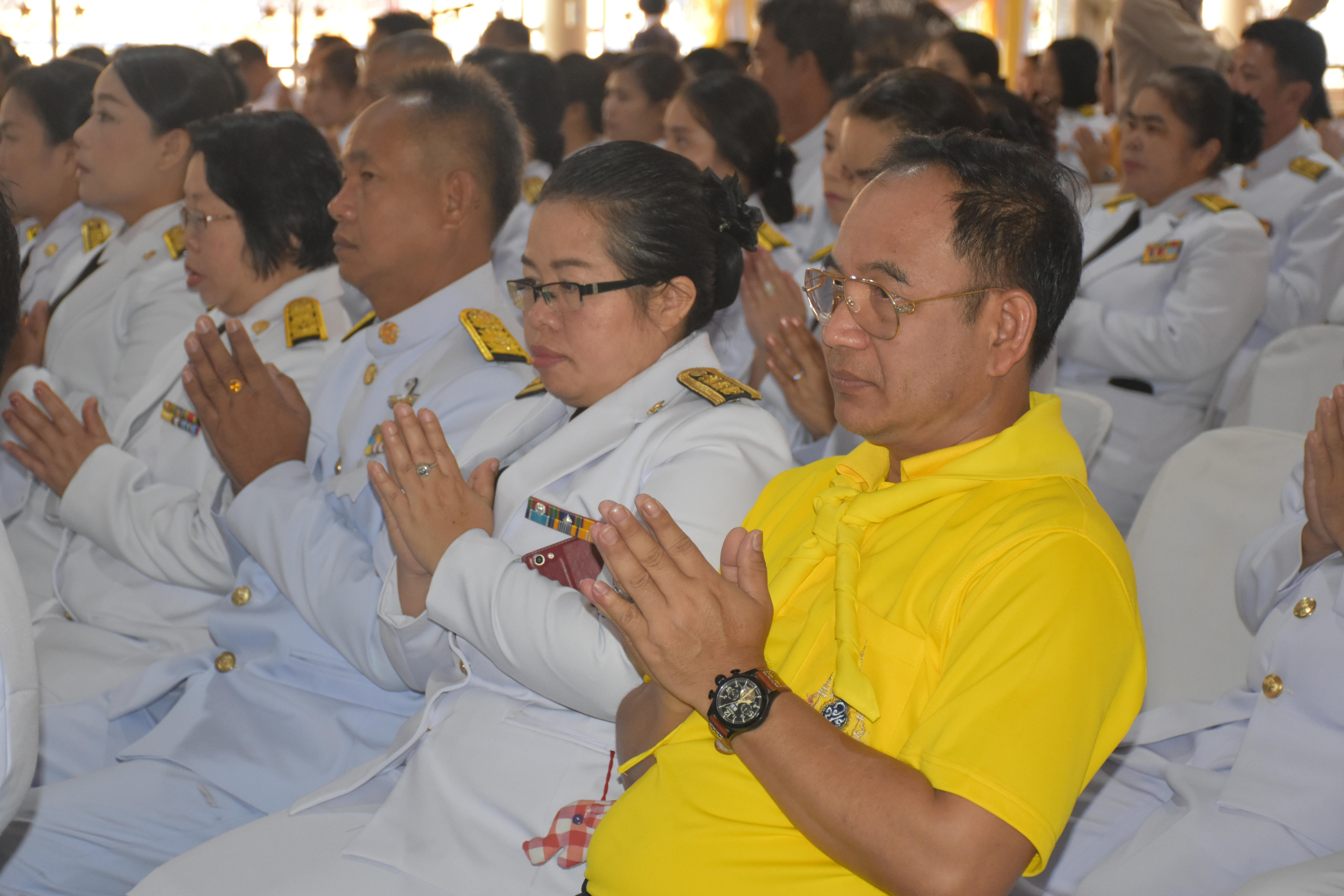 @ มหาสารคาม เมืองตักสิลานคร 3 มิถุนายน 2562 เวลา 07.00 น. พิธีทำบุญตักบาตร และพิธีลงนามถวายพระพรชัยมงคลสมเด็จพระนางเจ้าฯ พระบรมราชินี เนื่องในโอกาสวันเฉลิมพระชนมพรรษาสมเด็จพระนางเจ้าฯ พระบรมราชินี ณ วัดมหาชัย พระอารามหลวง อำเภอเมืองมหาสารคาม จังหวัดมหาสารคาม