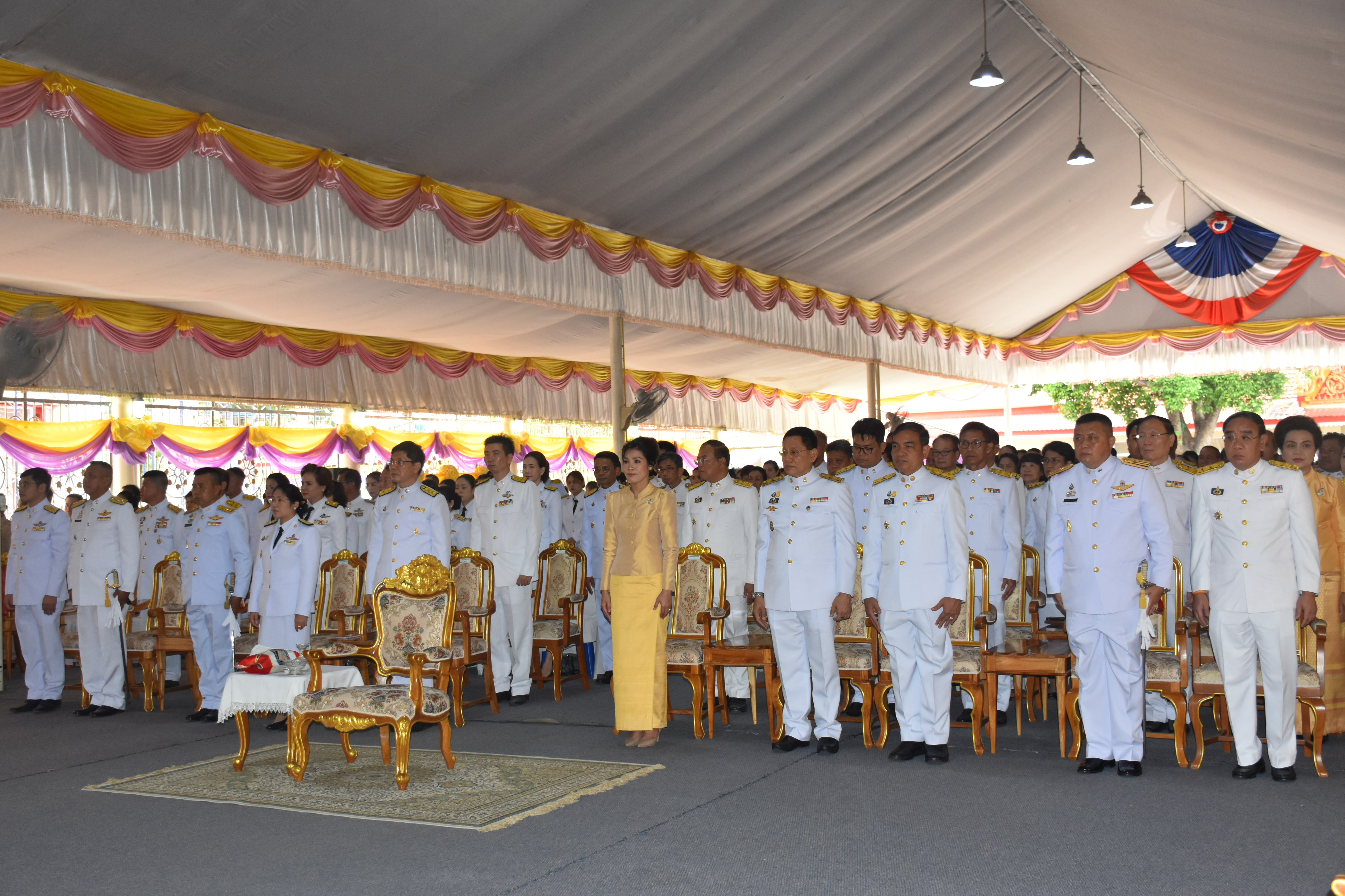 @ มหาสารคาม เมืองตักสิลานคร 3 มิถุนายน 2562 เวลา 07.00 น. พิธีทำบุญตักบาตร และพิธีลงนามถวายพระพรชัยมงคลสมเด็จพระนางเจ้าฯ พระบรมราชินี เนื่องในโอกาสวันเฉลิมพระชนมพรรษาสมเด็จพระนางเจ้าฯ พระบรมราชินี ณ วัดมหาชัย พระอารามหลวง อำเภอเมืองมหาสารคาม จังหวัดมหาสารคาม