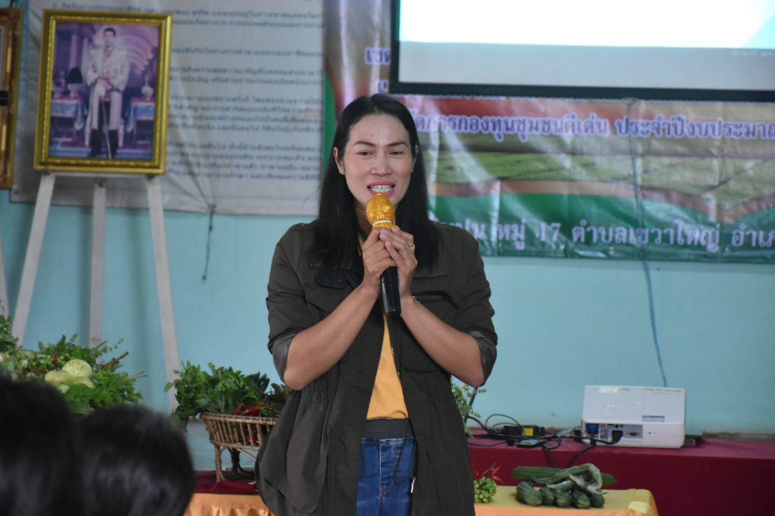 @ มหาสารคาม เมืองตักสิลานคร 3 กรกฎาคม 2562 เวลา 09.00 น.นางสาวศันสนีย์ ทาสม ผู้ตรวจราชการกรมการพัฒนาชุมชนเขตตรวจราชการกลุ่มจังหวัดภาคตะวันออกเฉียงเหนือตอนกลางและคณะกรรมการพิจารณาคัดเลือกกิจกรรม ตามโครงการเชิดชูเกียรติศูนย์จัดการกองทุนชุมชนดีเด่น ลงพื้นที่ประเมินผลเพื่อคัดเลือกศูนย์จัดการกองทุนชุมชนดีเด่น บ้านหินปูน ม.17 ต.เขวาใหญ่ อ.กันทรวิชัย จ.มหาสารคาม