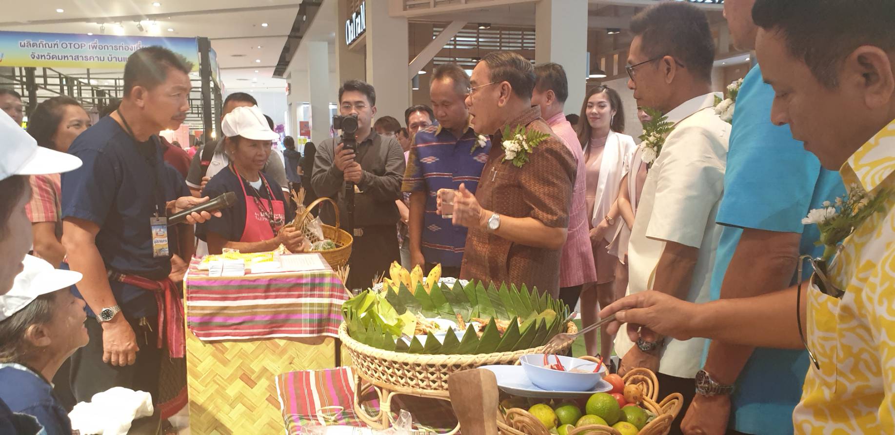@ มหาสารคาม เมืองตักสิลานคร ห้ามพลาด เชิญ แวะ ชม ชิม ช้อป สัมผัสบรรยากาศงาน“เที่ยวมหาสารคาม ทั้งปีไม่มีเบื่อ”๑๑-๑๕ สิงหาคม ๒๕๖๒ ณ ลานโปรโมชั่น ชั้น ๑ ศูนย์การค้าเสริมไทยคอมเพล็กซ์