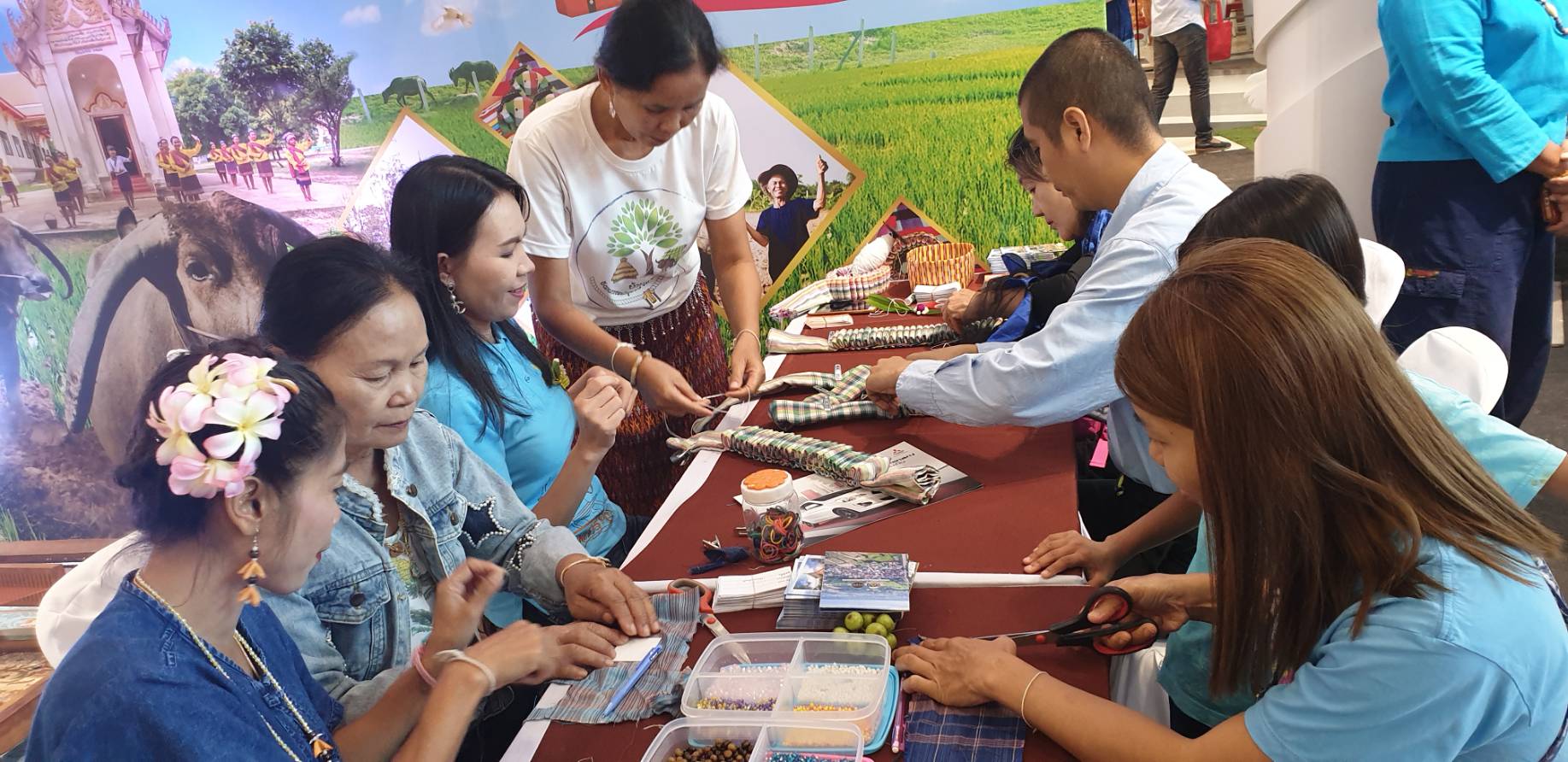 @ มหาสารคาม เมืองตักสิลานคร ห้ามพลาด เชิญ แวะ ชม ชิม ช้อป สัมผัสบรรยากาศงาน“เที่ยวมหาสารคาม ทั้งปีไม่มีเบื่อ”๑๑-๑๕ สิงหาคม ๒๕๖๒ ณ ลานโปรโมชั่น ชั้น ๑ ศูนย์การค้าเสริมไทยคอมเพล็กซ์