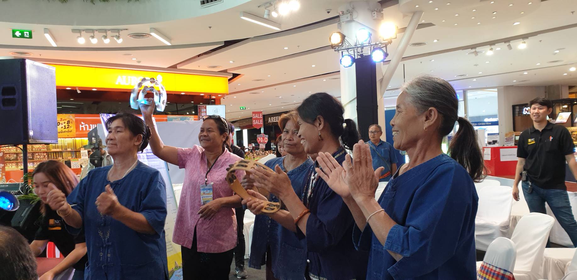 @ มหาสารคาม เมืองตักสิลานคร ห้ามพลาด เชิญ แวะ ชม ชิม ช้อป สัมผัสบรรยากาศงาน“เที่ยวมหาสารคาม ทั้งปีไม่มีเบื่อ”๑๑-๑๕ สิงหาคม ๒๕๖๒ ณ ลานโปรโมชั่น ชั้น ๑ ศูนย์การค้าเสริมไทยคอมเพล็กซ์