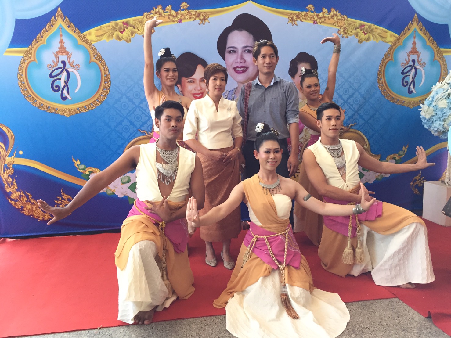 @ มหาสารคาม เมืองตักสิลานคร 19 สิงหาคม 2562 เวลา 10.30 น. ยิ่งใหญ่อลังการ “พลังสตรี พลังพัฒนา เนื่องในวันสตรีไทย” มหาสารคาม