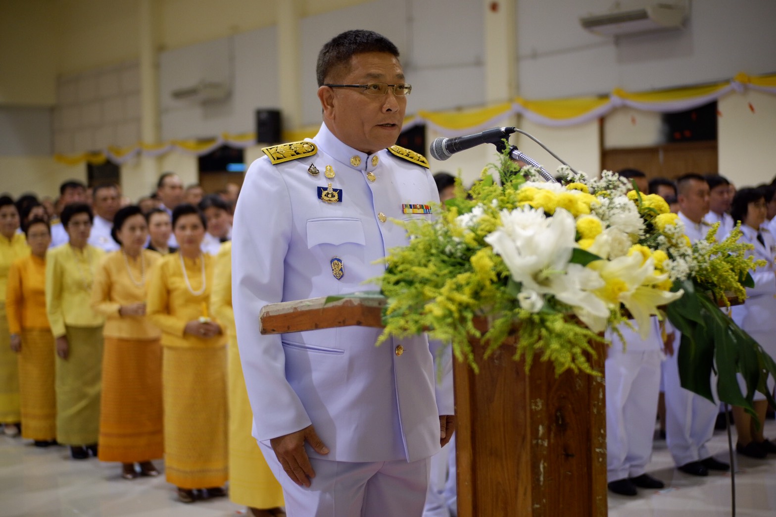 13 ตุลาคม 2562 นายพงษ์ศักดิ์ คณะมะ หัวหน้ากลุ่มงานส่งเสริมการพัฒนาชุมชน รักษาการแทน พัฒนาการจังหวัดมหาสารคาม และเจ้าหน้าที่พัฒนาชุมชนจังหวัดมหาสารคาม ร่วมพิธีบำเพ็ญกุศลและพิธีน้อมรำลึกเนื่องในวันคล้ายวันสวรรคต พระบาทสมเด็จพระบรมชนกาธิเบศร มหาภูมิพลอดุลยเดชมหาราช บรมนาถบพิตร