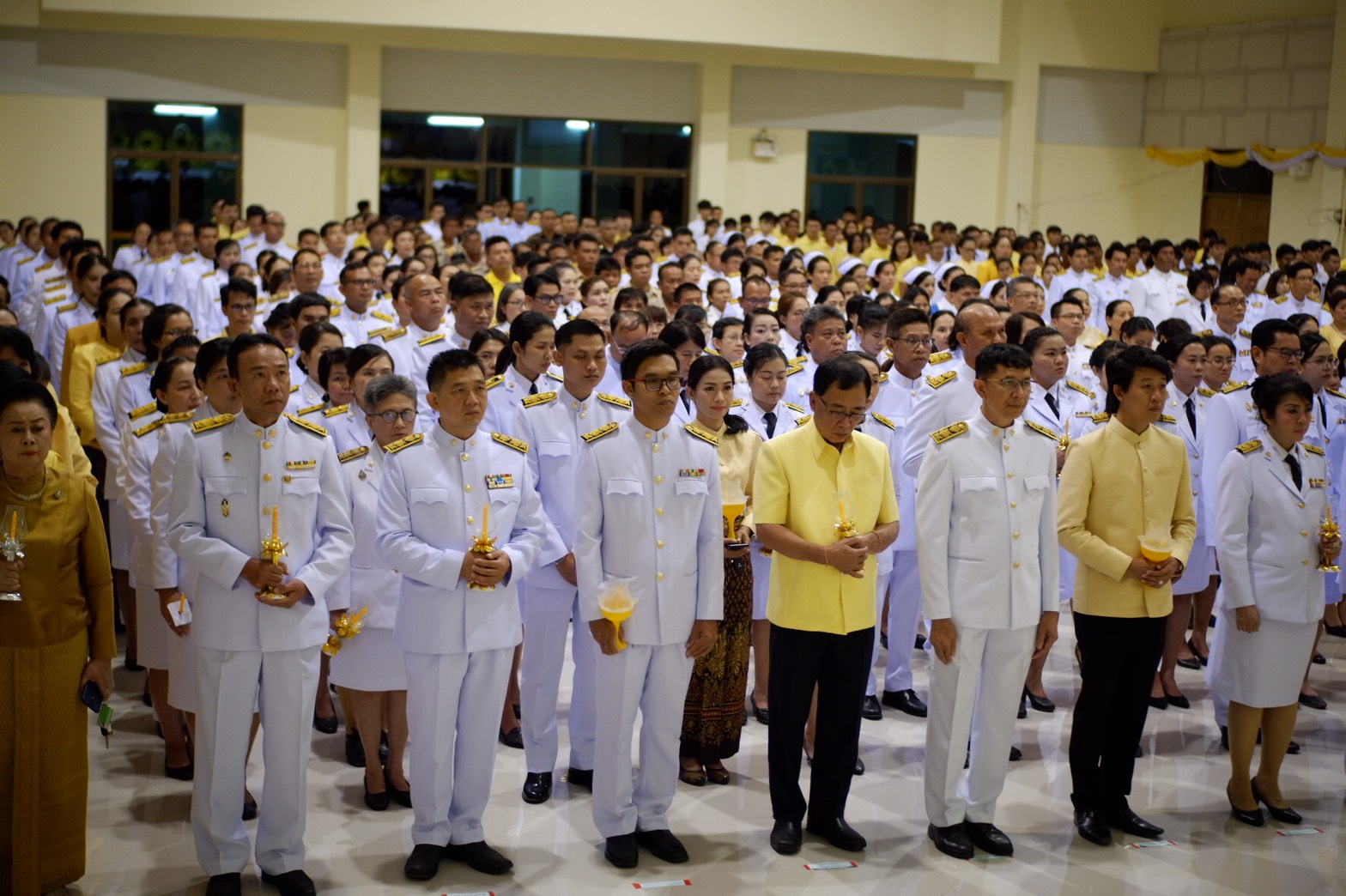 13 ตุลาคม 2562 นายพงษ์ศักดิ์ คณะมะ หัวหน้ากลุ่มงานส่งเสริมการพัฒนาชุมชน รักษาการแทน พัฒนาการจังหวัดมหาสารคาม และเจ้าหน้าที่พัฒนาชุมชนจังหวัดมหาสารคาม ร่วมพิธีบำเพ็ญกุศลและพิธีน้อมรำลึกเนื่องในวันคล้ายวันสวรรคต พระบาทสมเด็จพระบรมชนกาธิเบศร มหาภูมิพลอดุลยเดชมหาราช บรมนาถบพิตร
