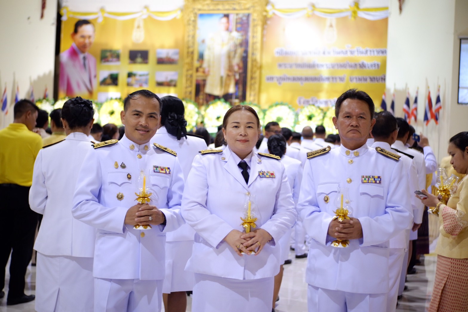 13 ตุลาคม 2562 นายพงษ์ศักดิ์ คณะมะ หัวหน้ากลุ่มงานส่งเสริมการพัฒนาชุมชน รักษาการแทน พัฒนาการจังหวัดมหาสารคาม และเจ้าหน้าที่พัฒนาชุมชนจังหวัดมหาสารคาม ร่วมพิธีบำเพ็ญกุศลและพิธีน้อมรำลึกเนื่องในวันคล้ายวันสวรรคต พระบาทสมเด็จพระบรมชนกาธิเบศร มหาภูมิพลอดุลยเดชมหาราช บรมนาถบพิตร