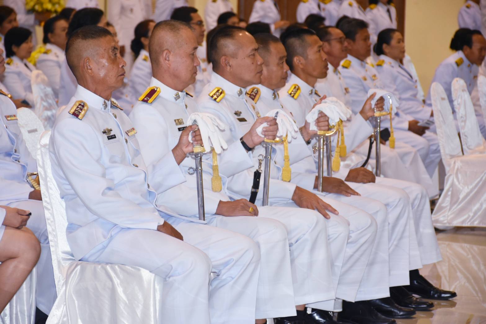 14 พฤศจิกายน 2562 เวลา 09.00 น.พิธีถวายราชสักการะน้อมรำลึกในพระมหากรุณาธิคุณ พระบาทสมเด็จพระบรมชนกาธิเบศร มหาภูมิพลอดุลยเดชมหาราช บรมนาถบพิตร เนื่องใน “วันพระบิดาแห่งฝนหลวง” ประจำปี 2562