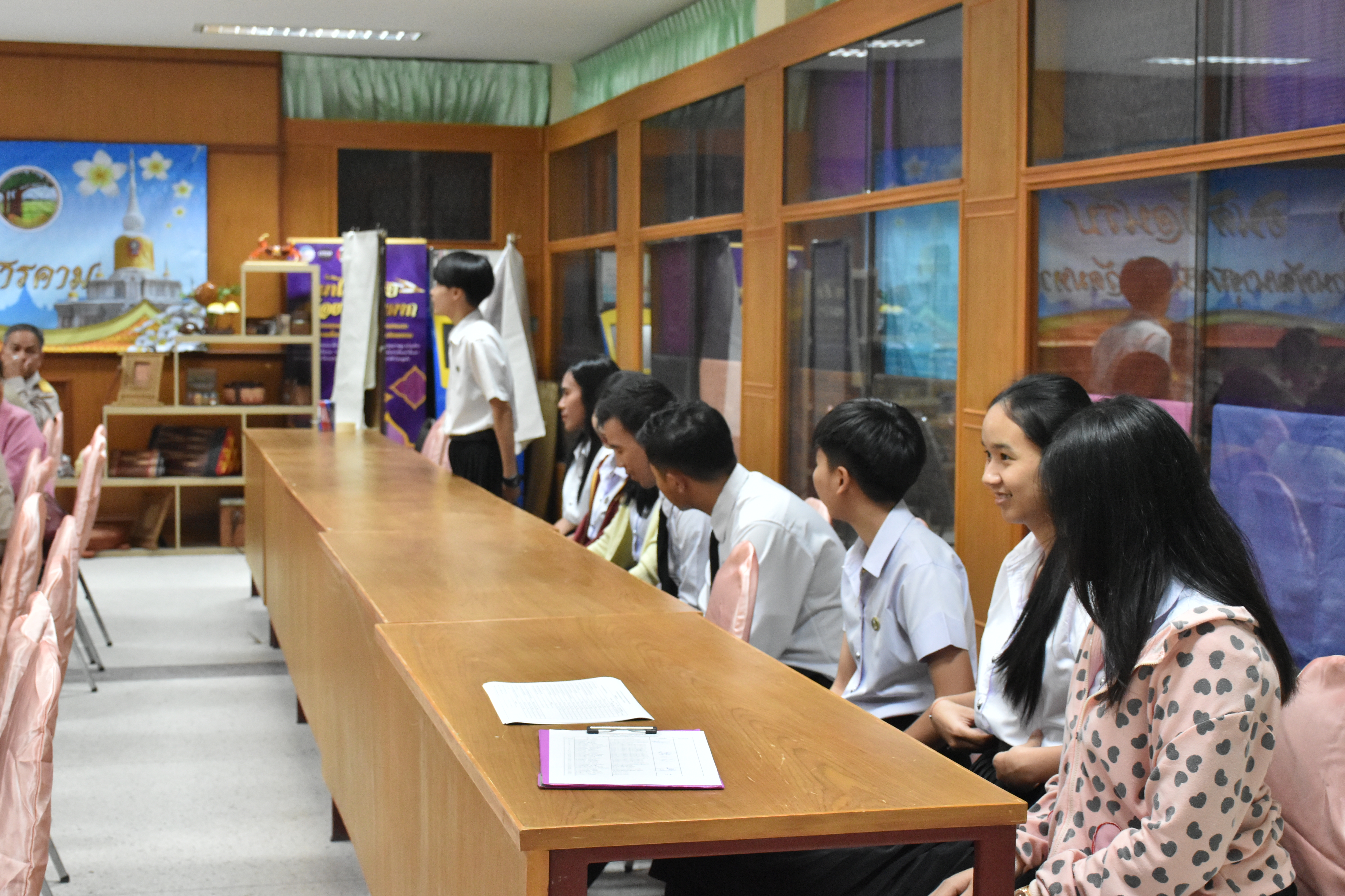 4 พฤศจิกายน 2562 เวลา 13.30 น. ประชุมสำนักงานพัฒนาชุมชนจังหวัดมหาสารคาม